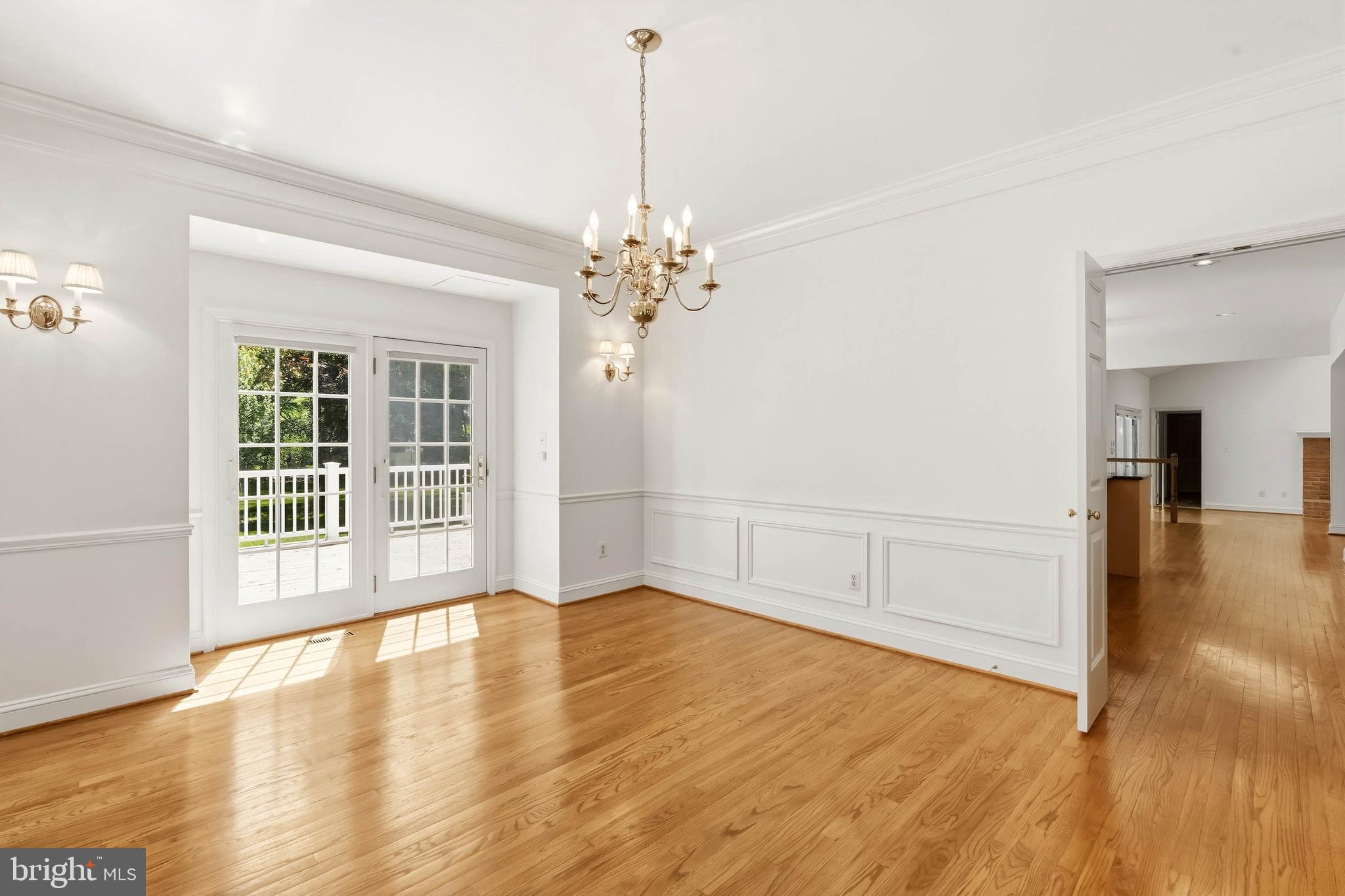 KNOX WOODS - Residential