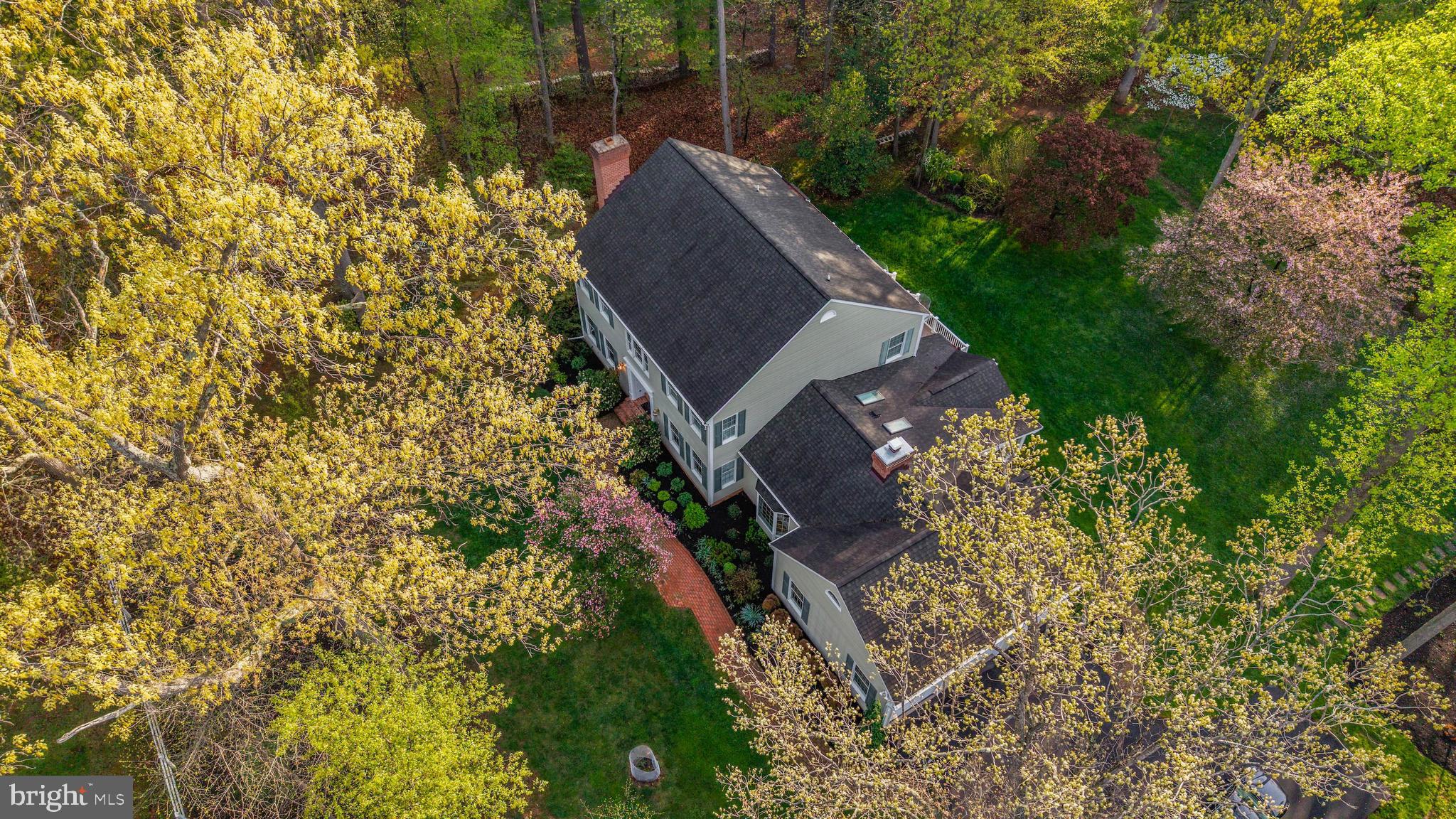 KNOX WOODS - Residential