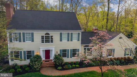 2111 KNOX AVENUE REISTERSTOWN MD 21136