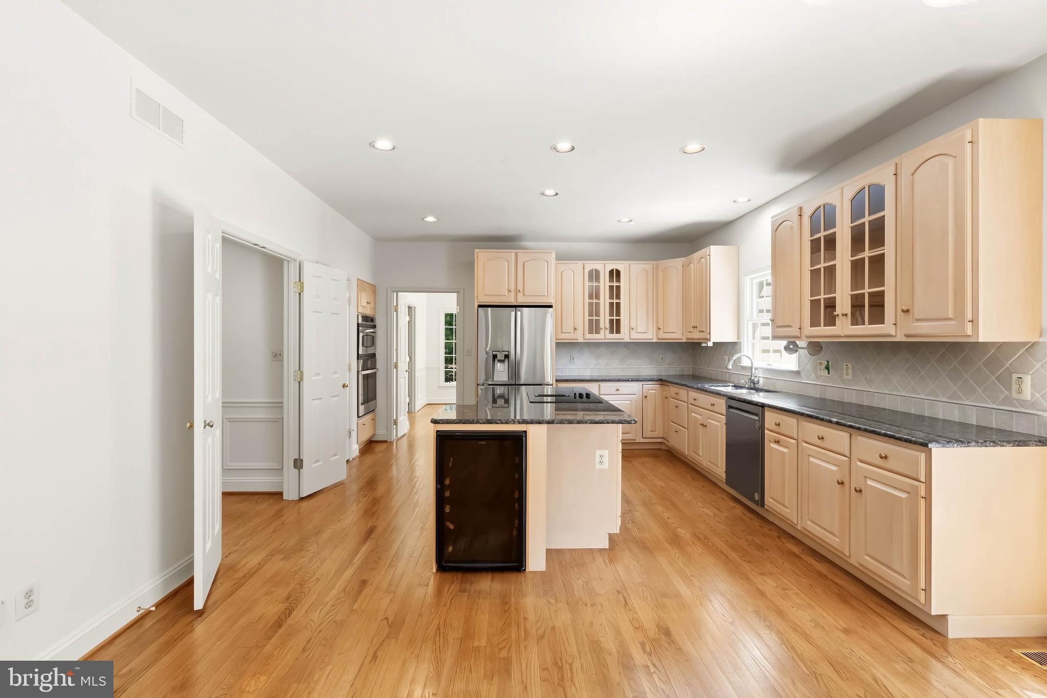 KNOX WOODS - Residential