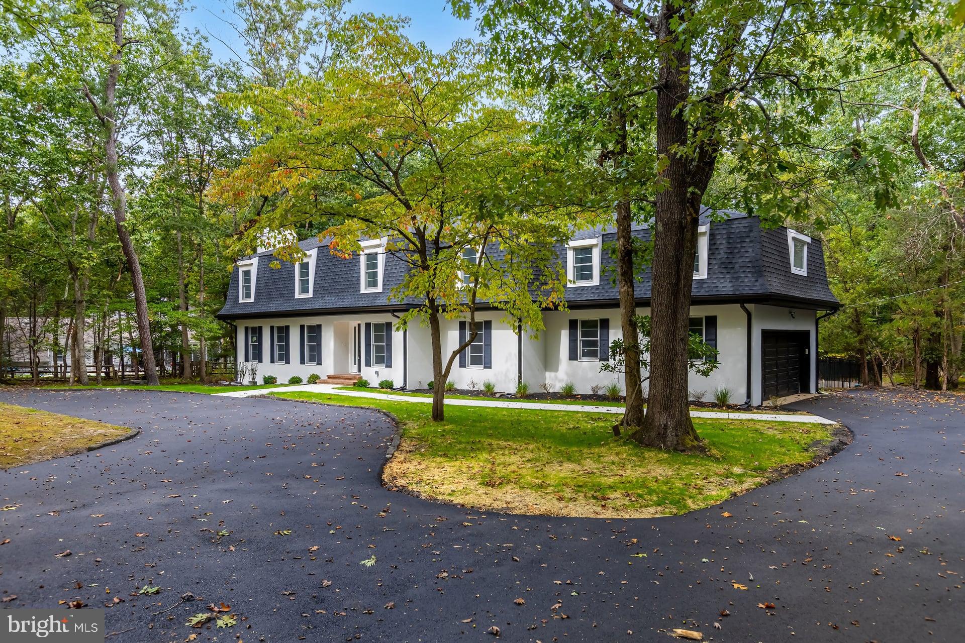 40 E CENTENNIAL DRIVE