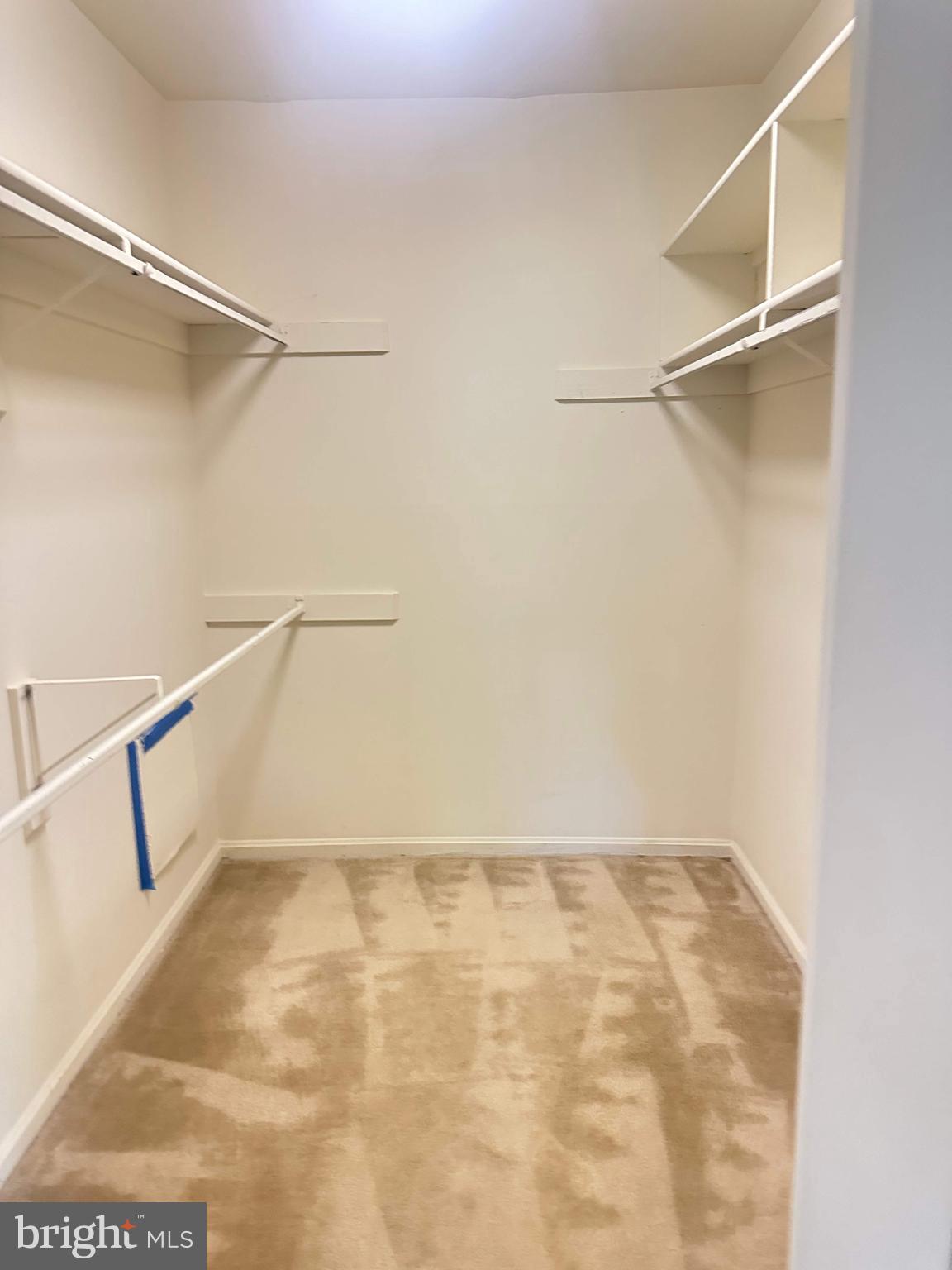 HAWTHORNE VILLAGE - Residential Lease