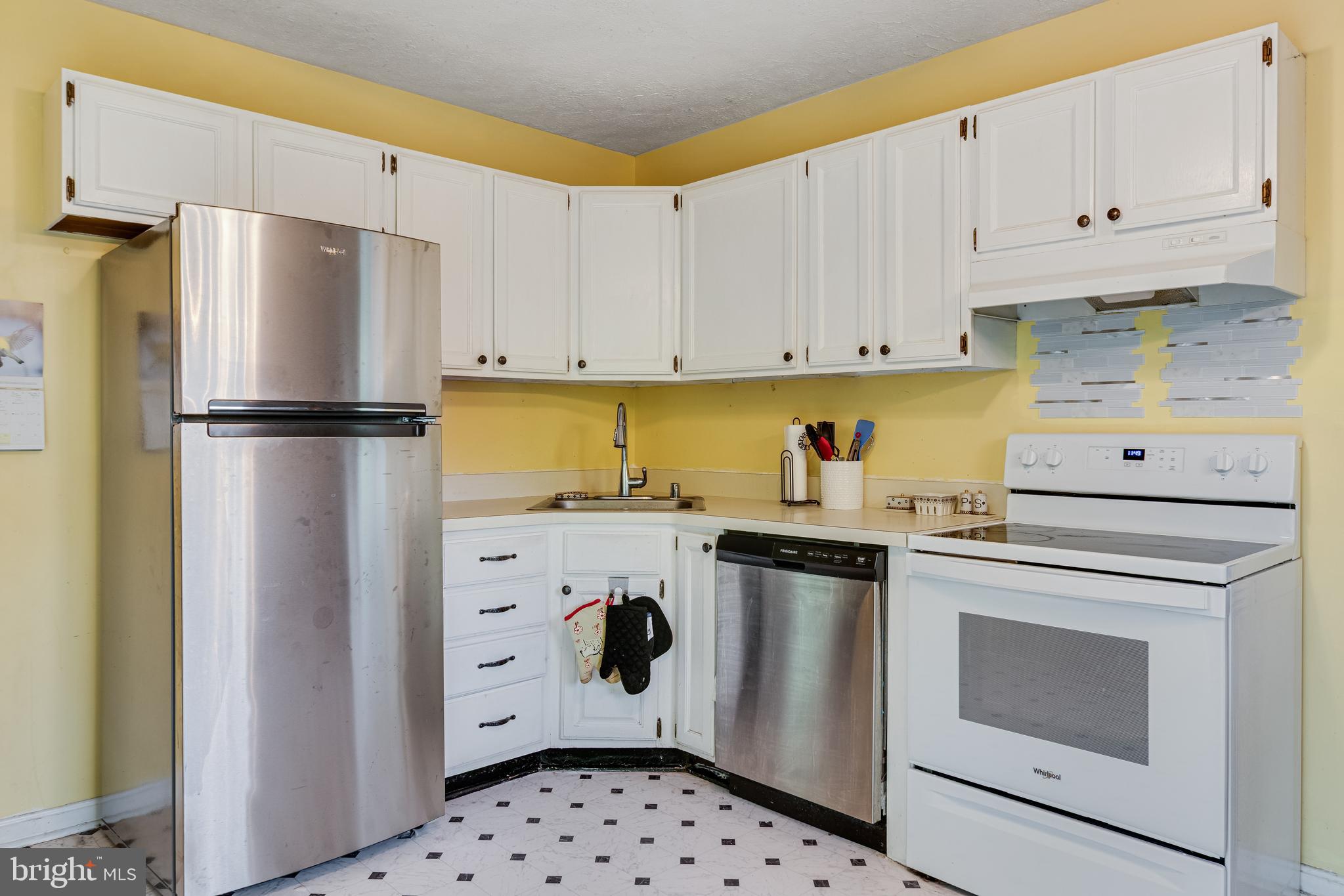 CHESAPEAKE RANCH ESTATES - Residential