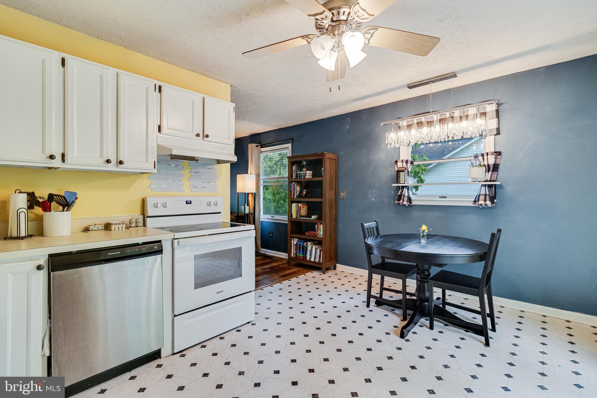 CHESAPEAKE RANCH ESTATES - Residential