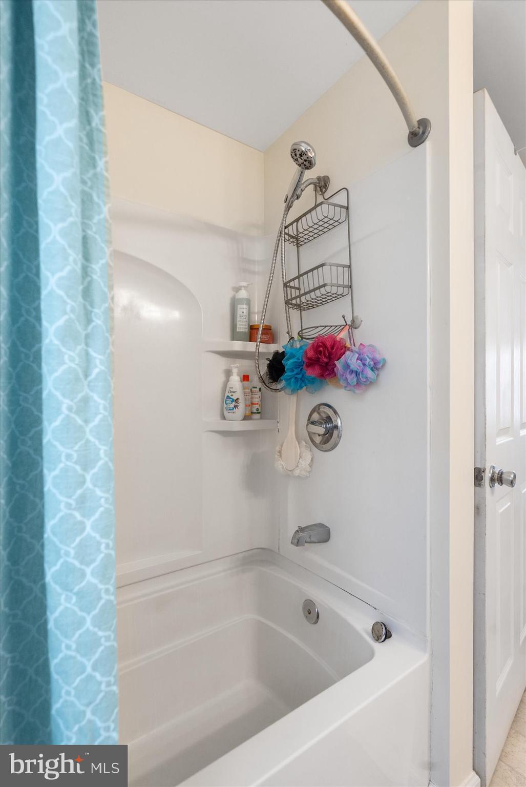 CHAPEL CROSSING - Residential