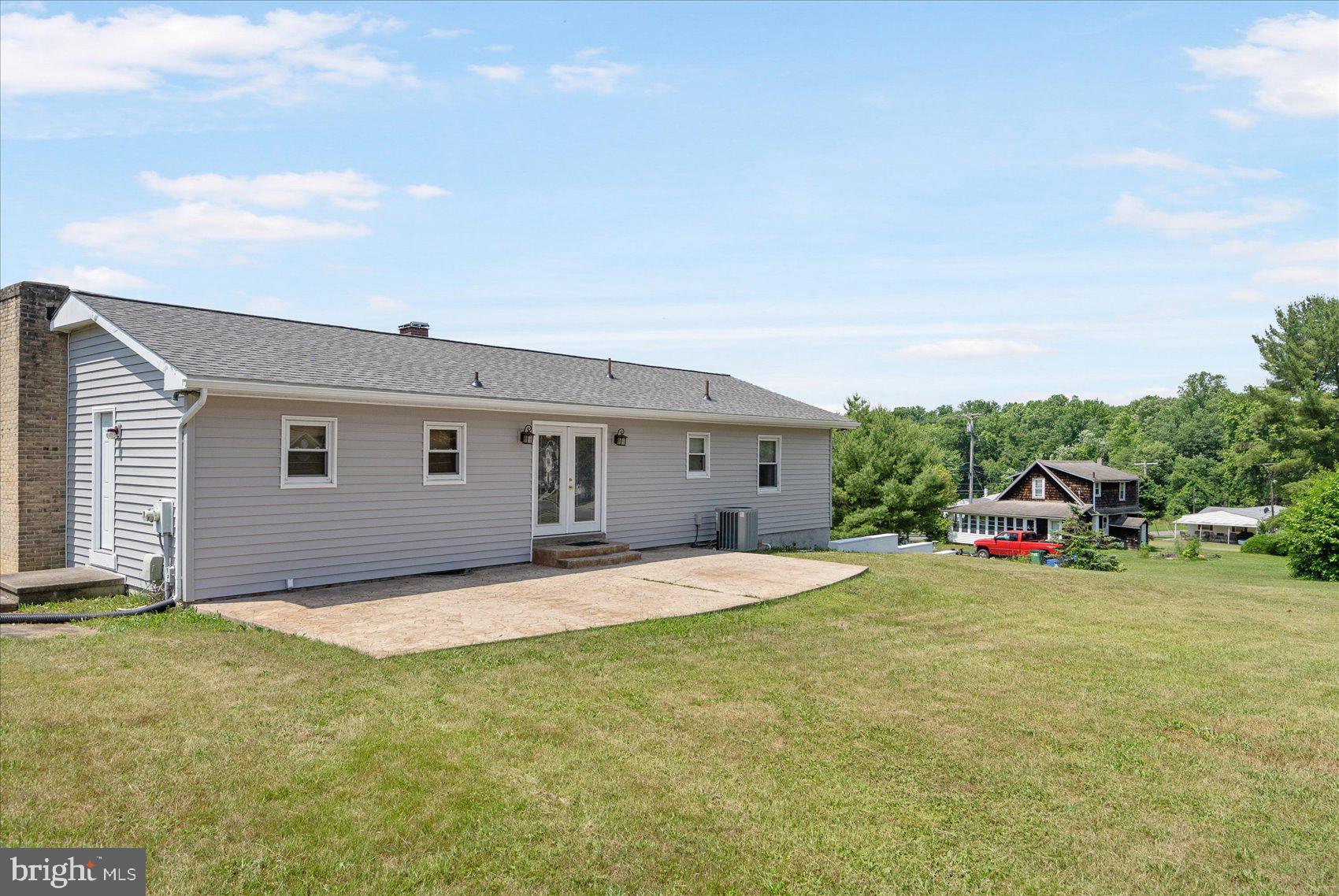 CHAPEL CROSSING - Residential
