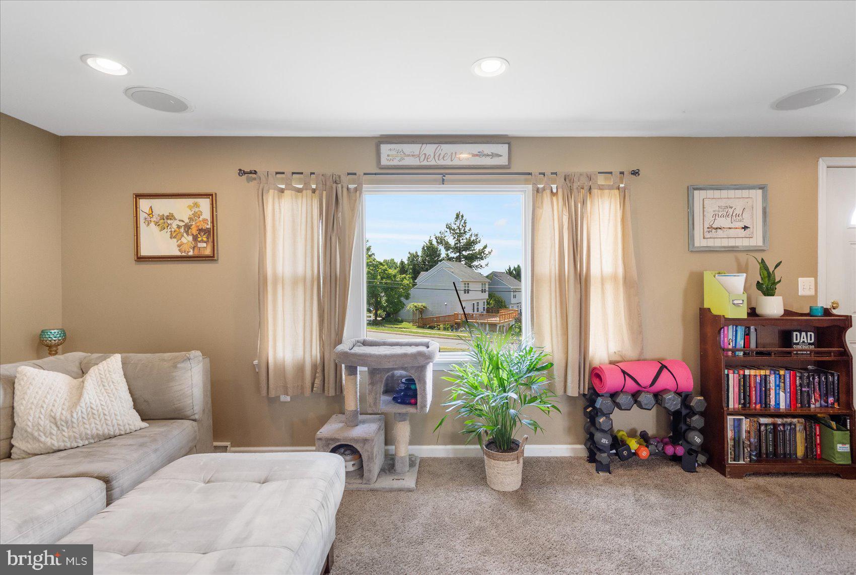 CHAPEL CROSSING - Residential