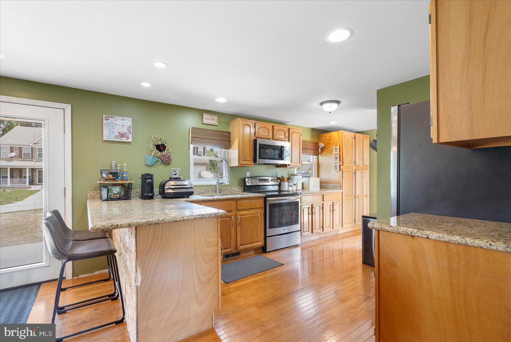 CHAPEL CROSSING - Residential