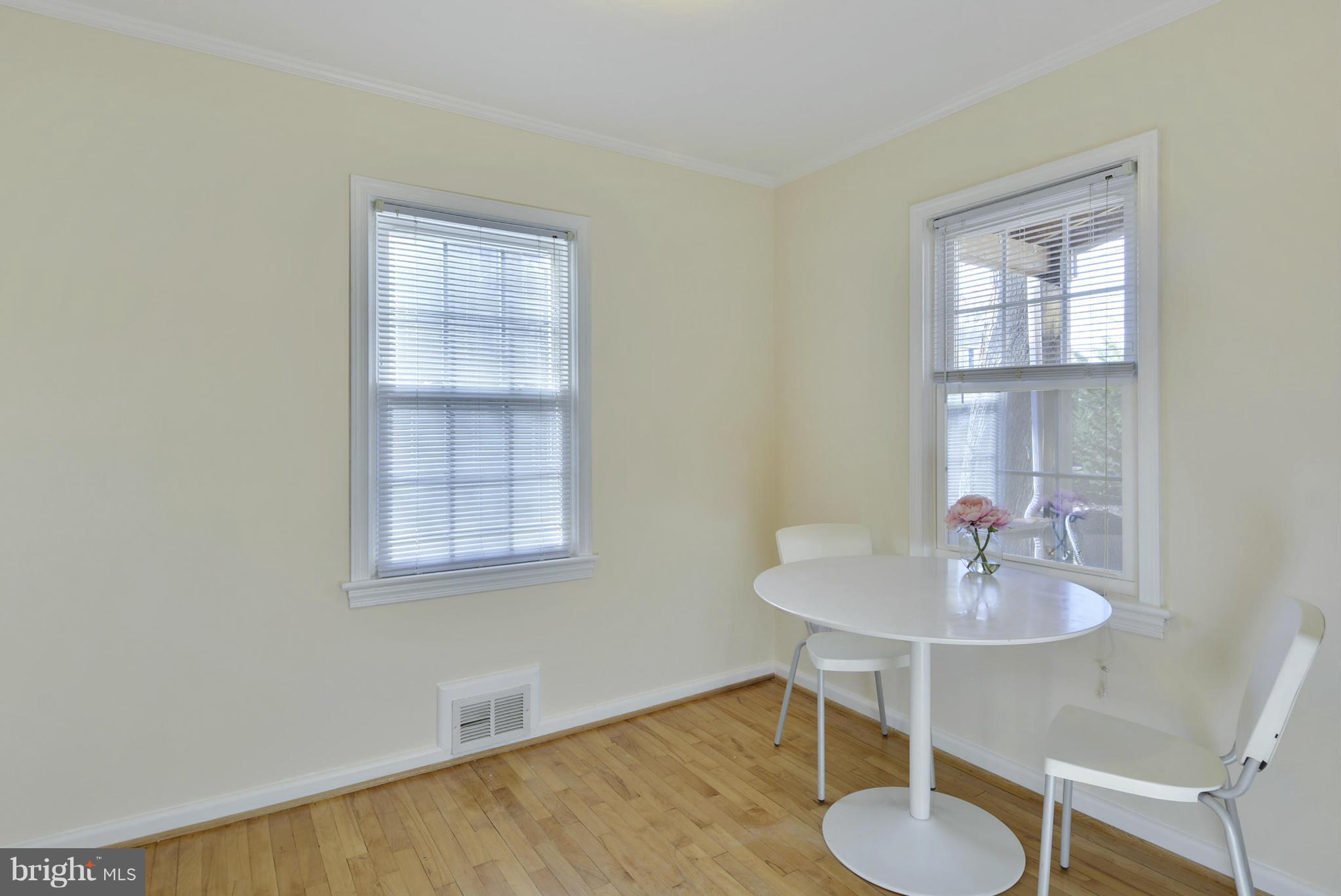 JEFFERSON MANOR - Residential