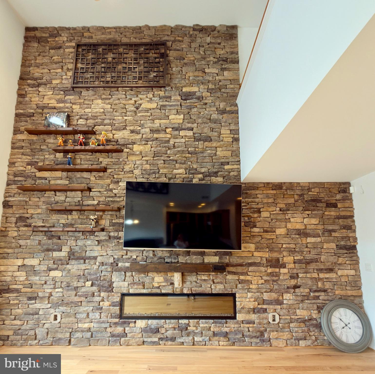 3202 DAVINCI DRIVE