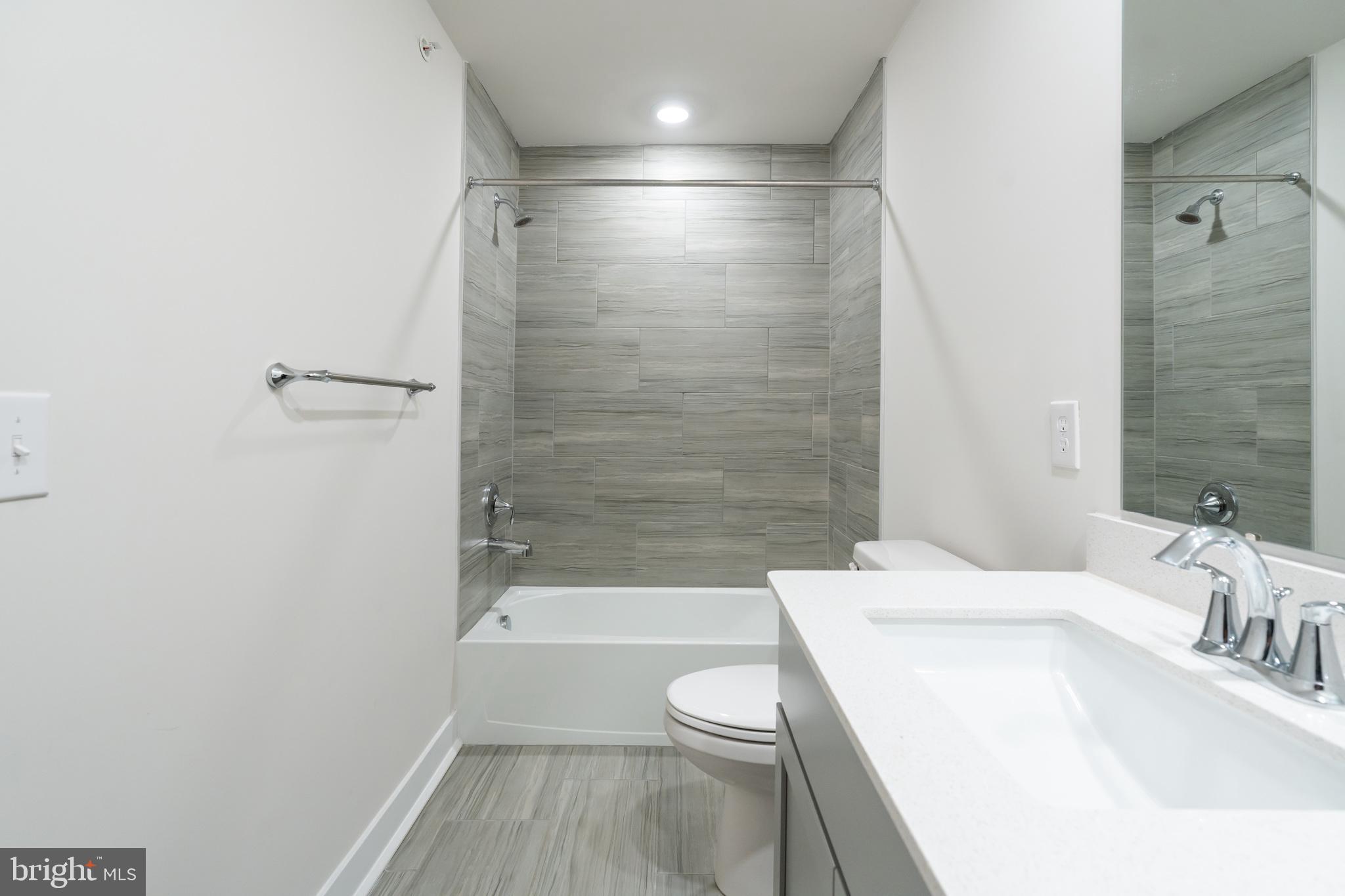 STEELPOINTE - Residential