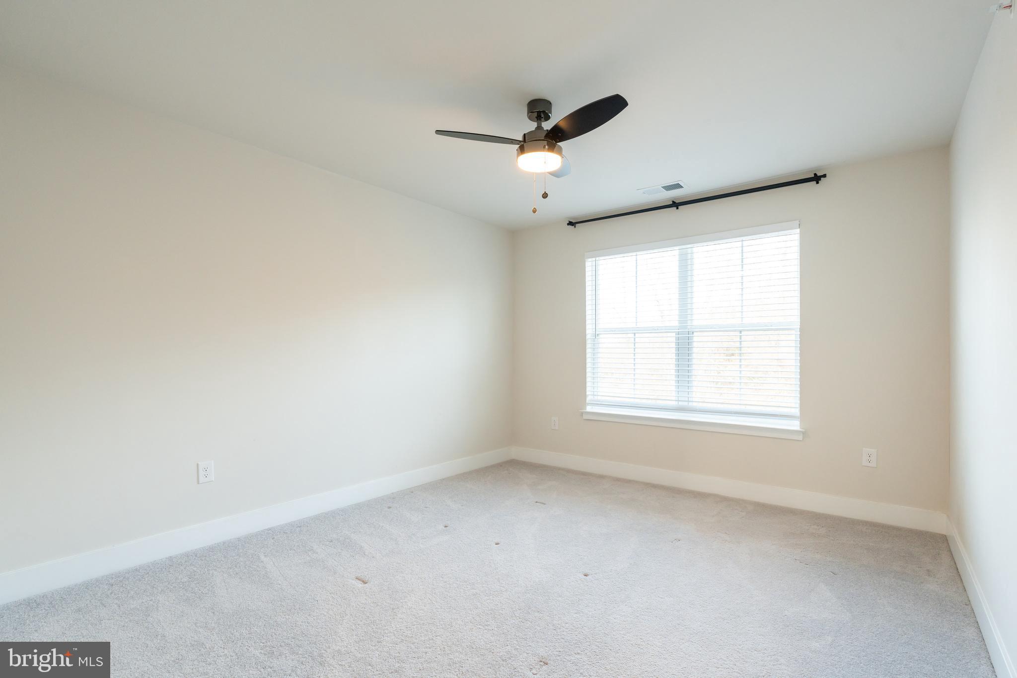 STEELPOINTE - Residential