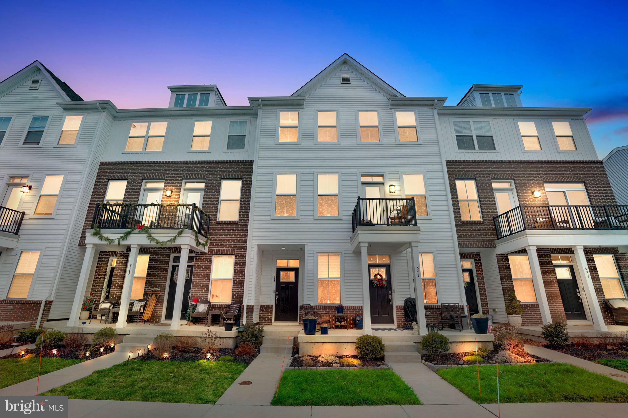 STEELPOINTE - Residential