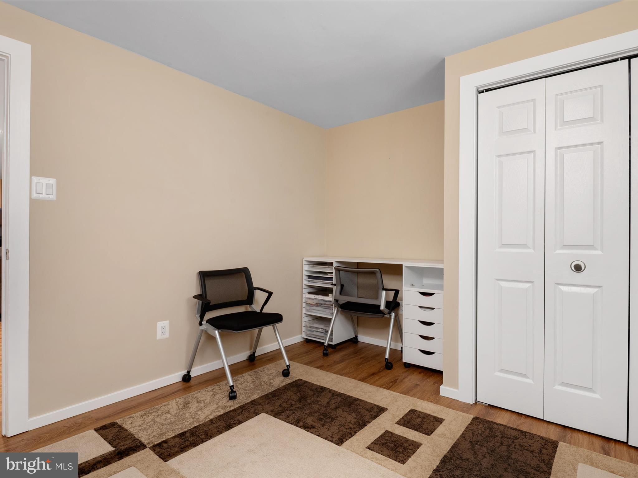 PINEY ORCHARD - Residential