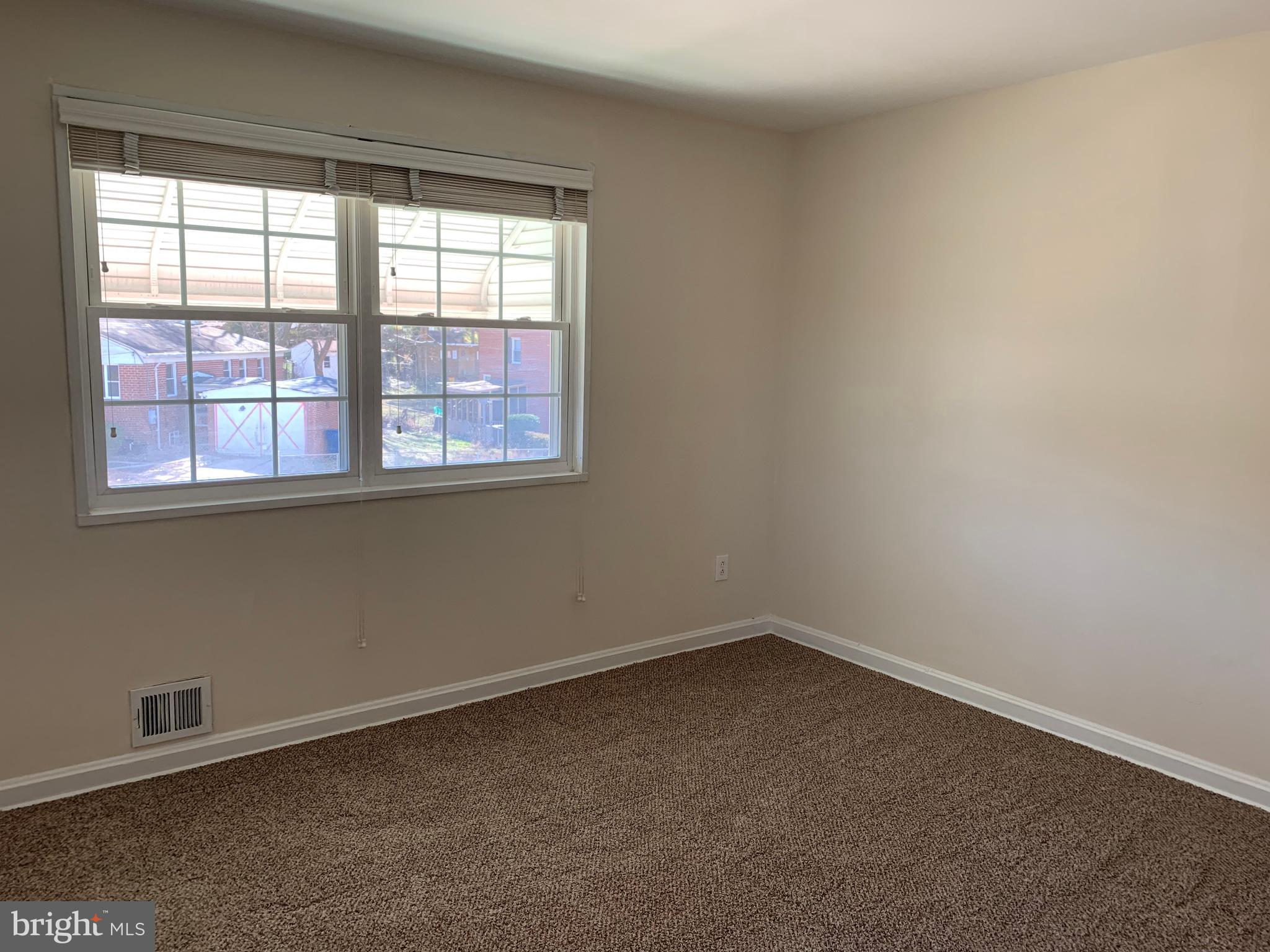 OXON RUN HILLS - Residential Lease