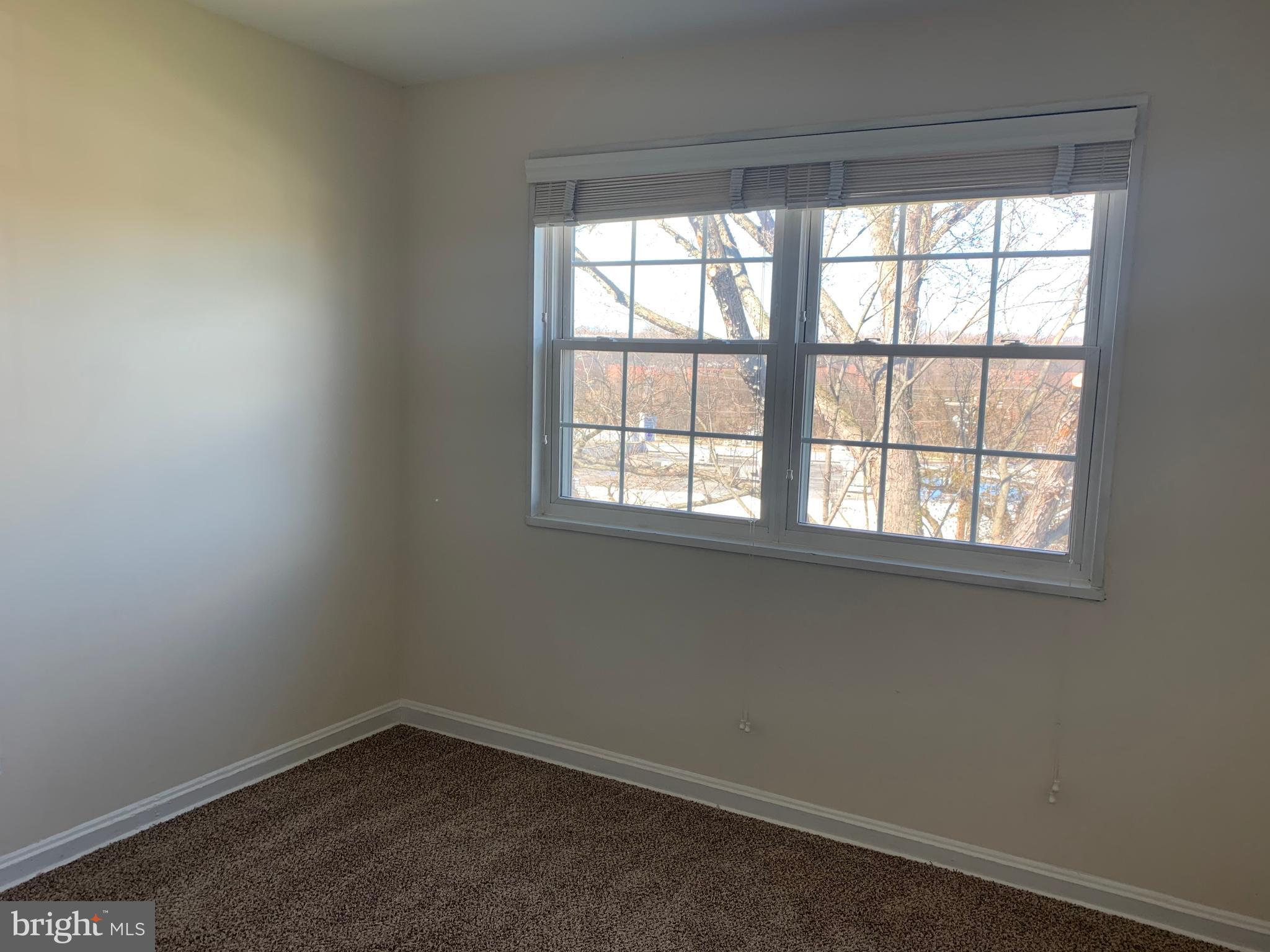 OXON RUN HILLS - Residential Lease