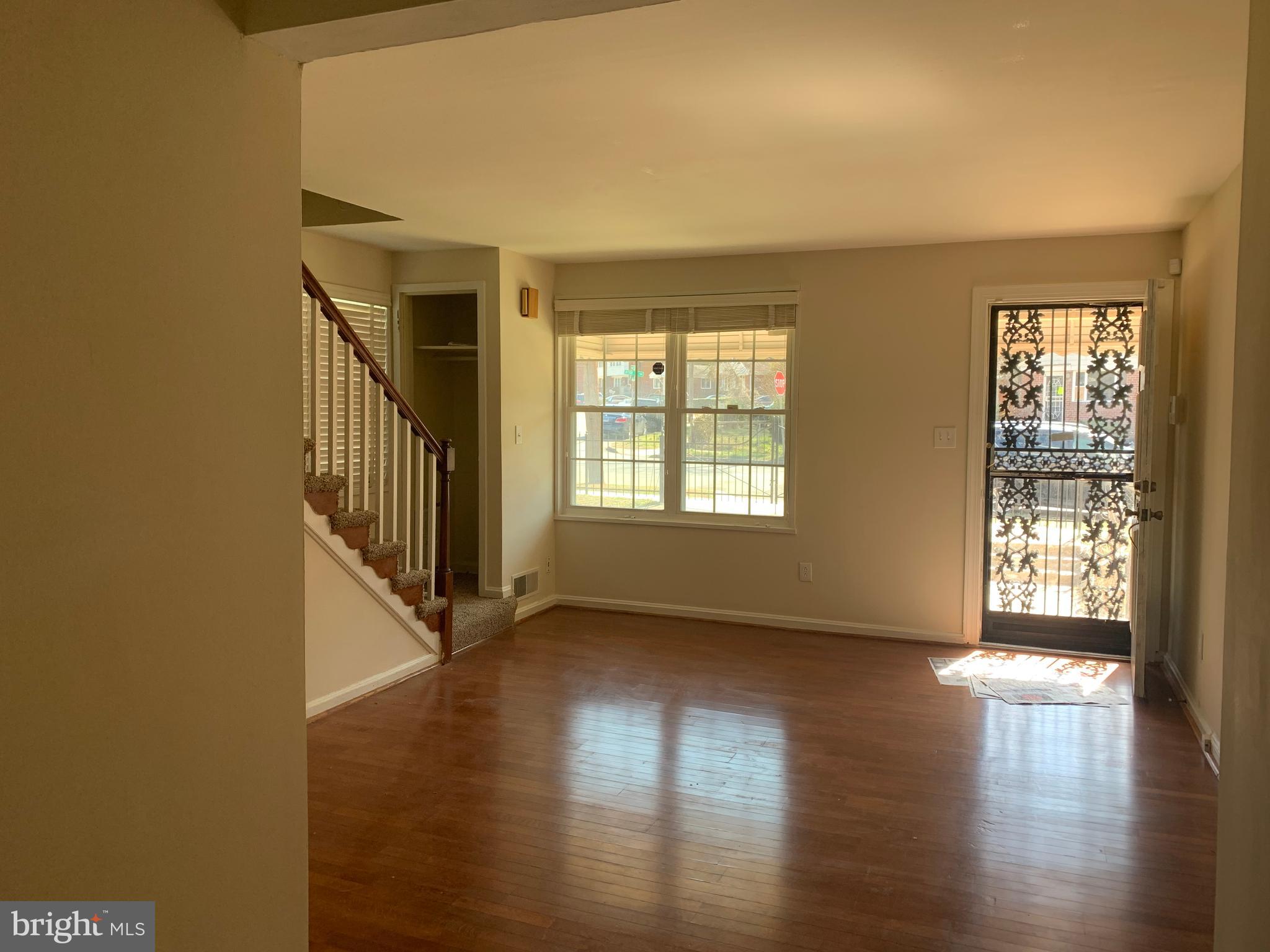 OXON RUN HILLS - Residential Lease