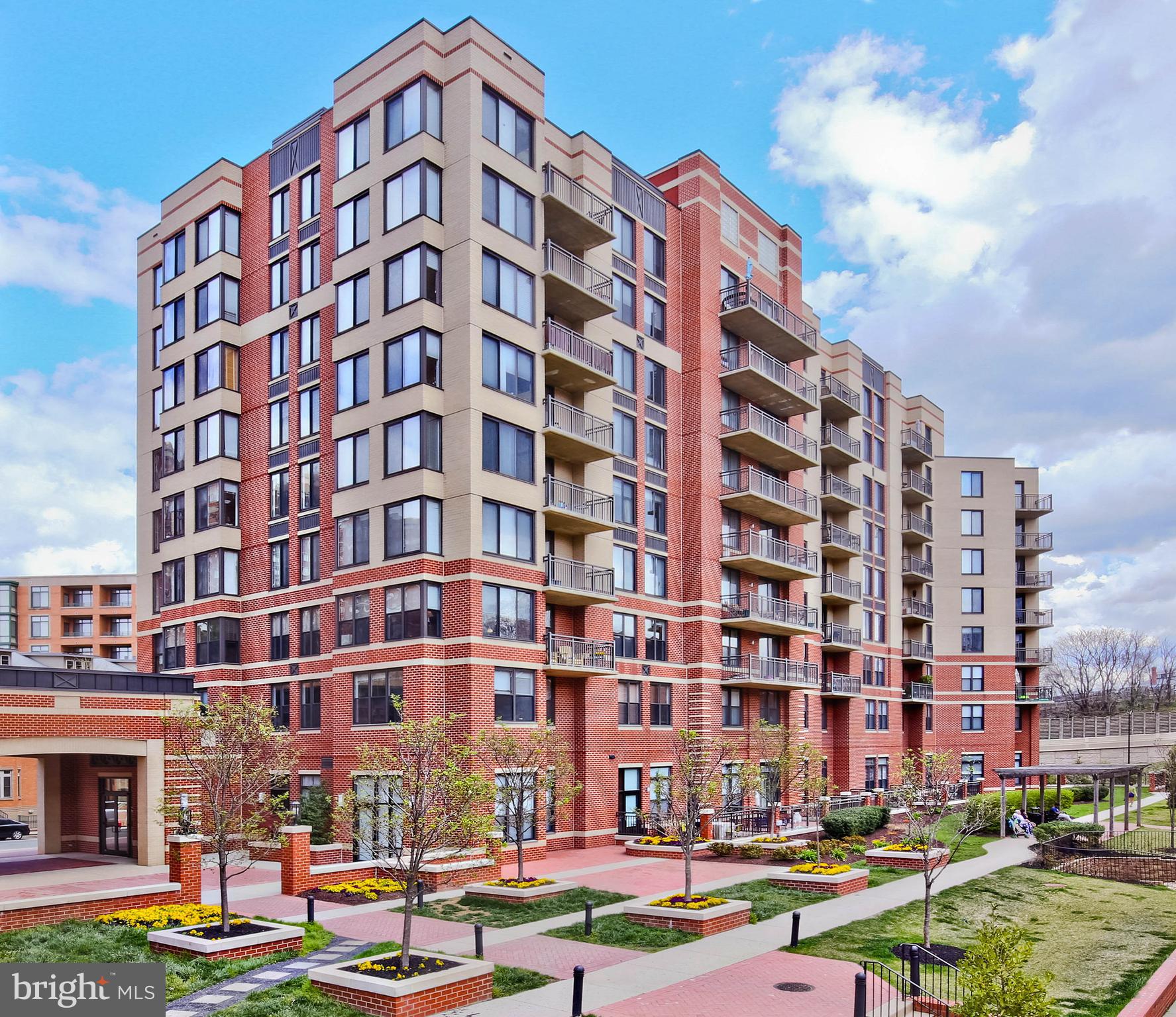 THE PARK AT COURTHOUSE - Residential