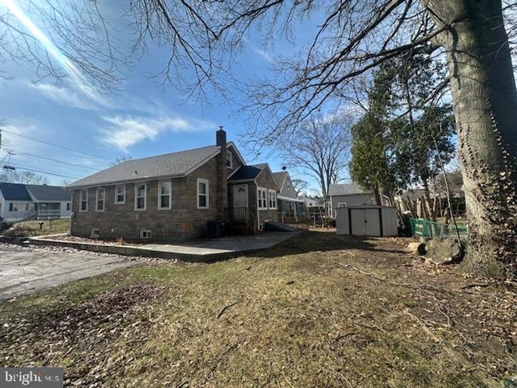 Photo of 24 Keswick Avenue, EWING, NJ 08628 (MLS # NJME2073422)