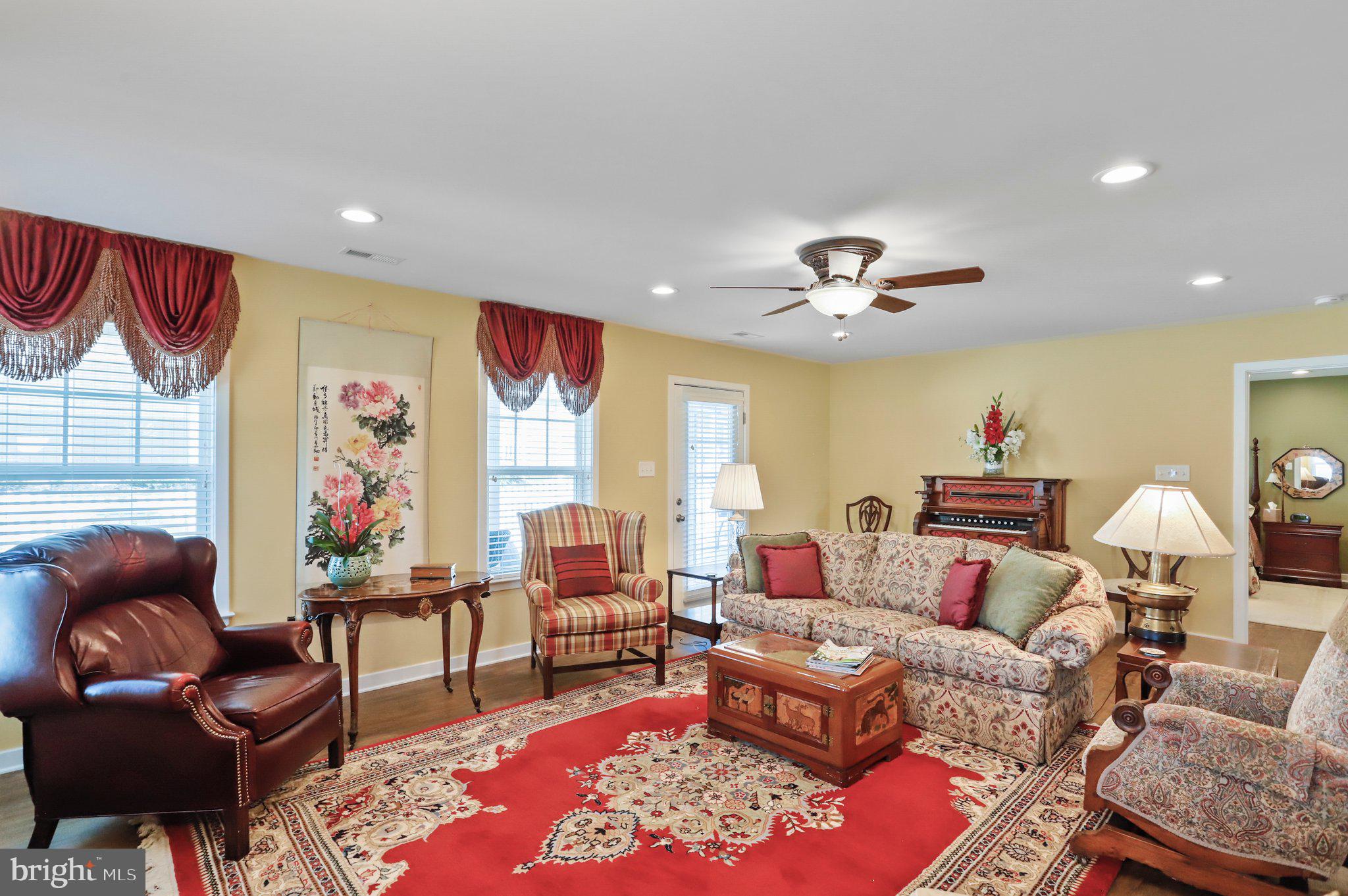 SPRING MILLS - Residential