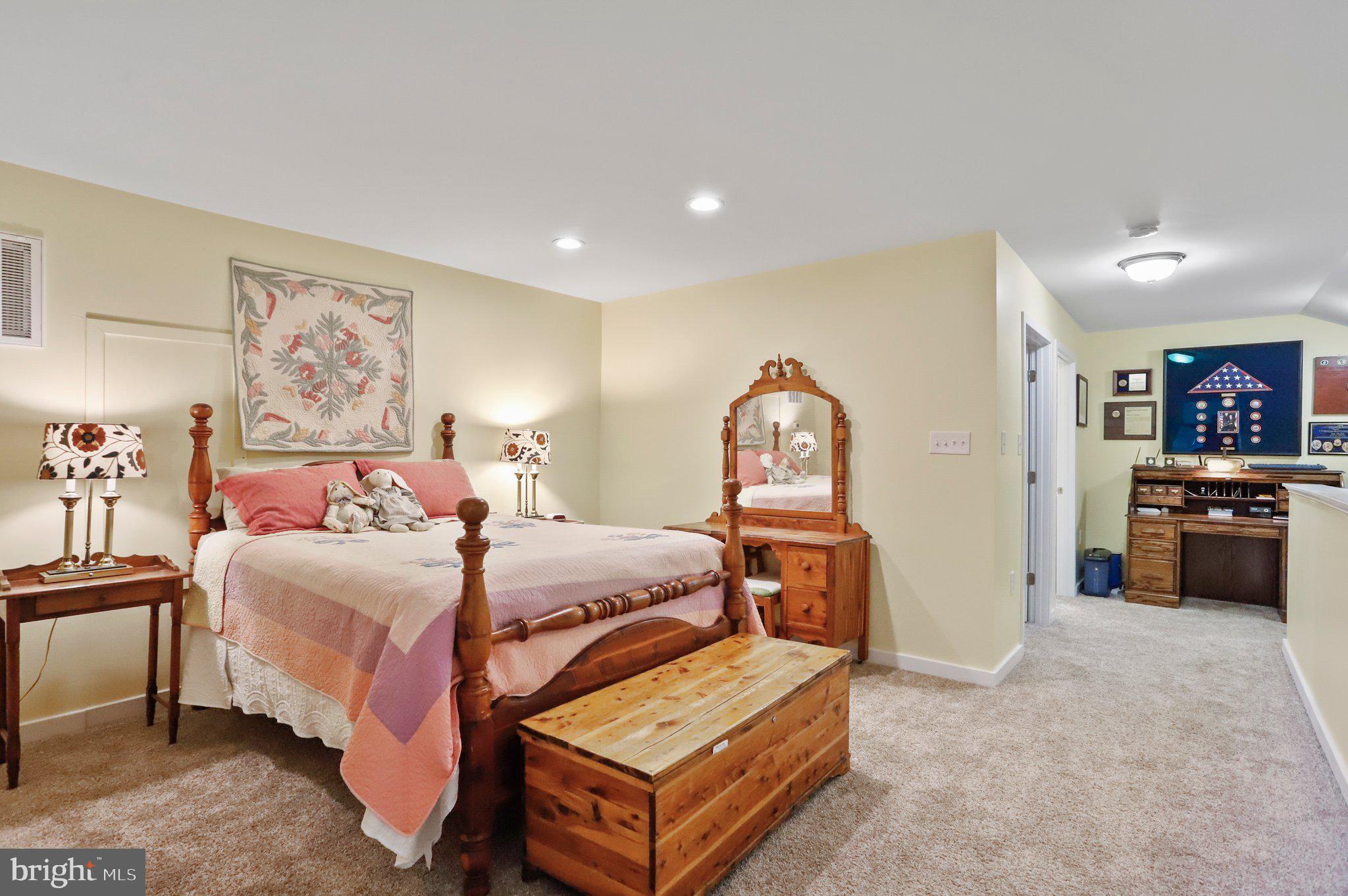 SPRING MILLS - Residential