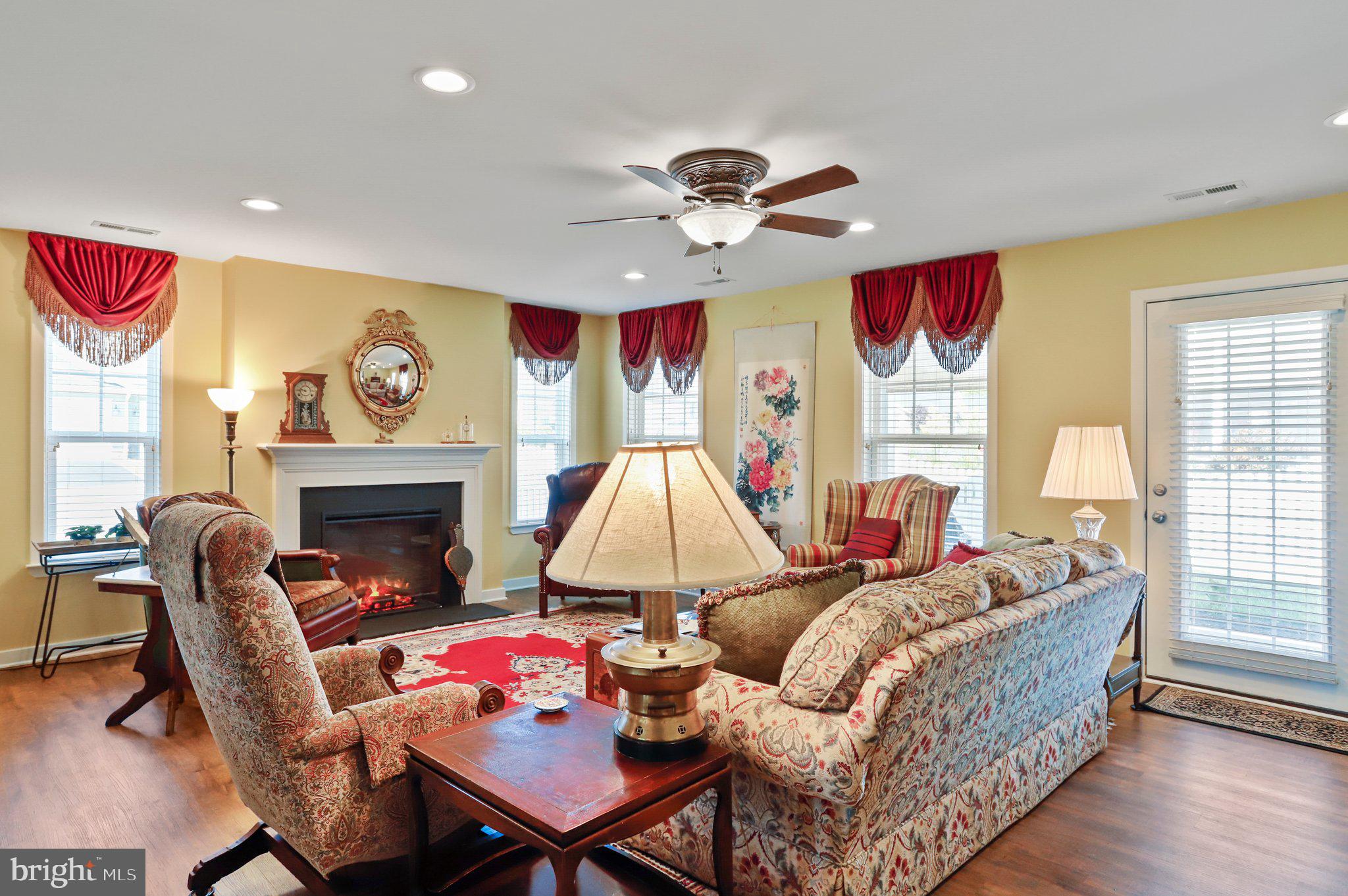 SPRING MILLS - Residential