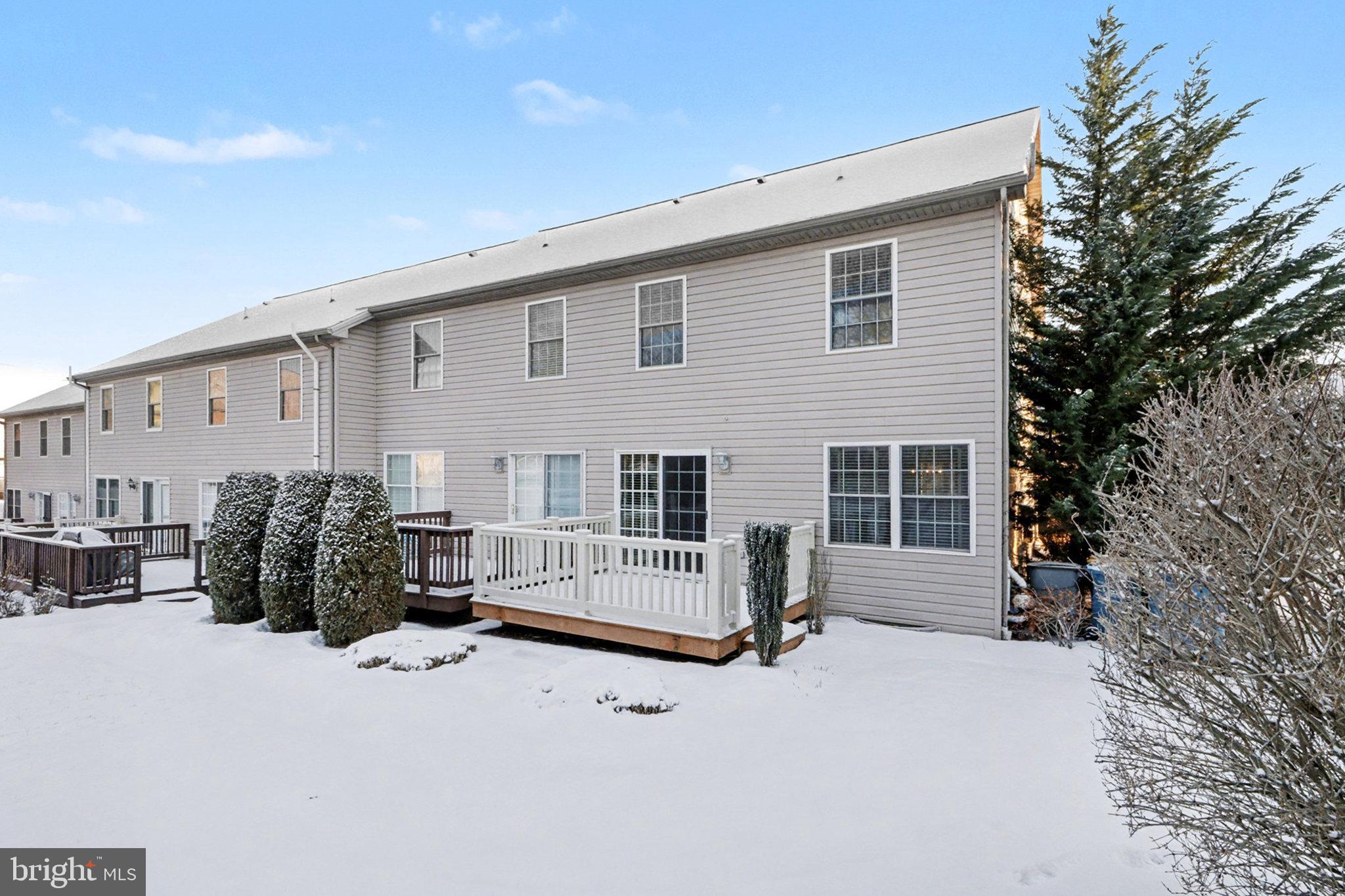 BRYNFIELD - Residential