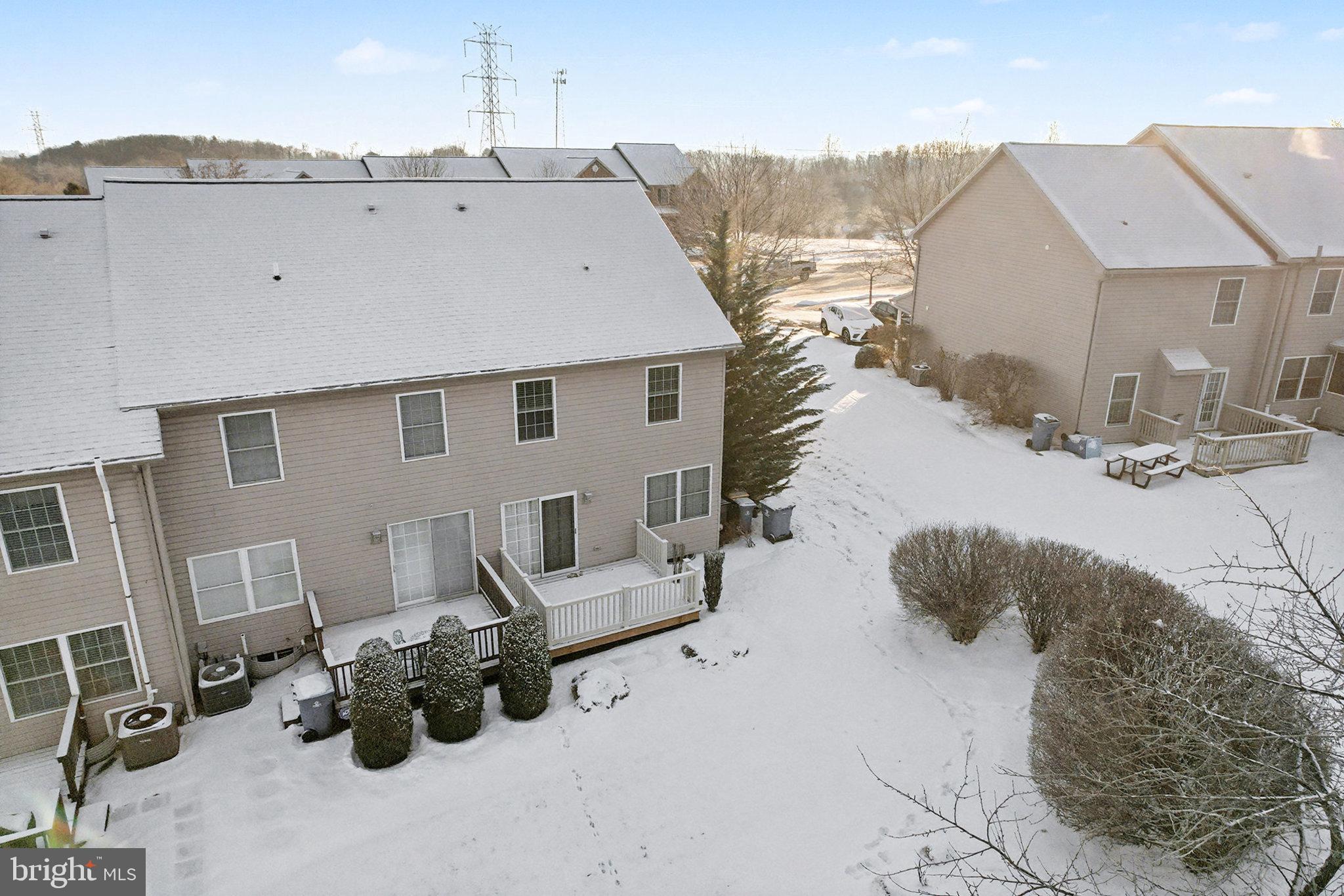 BRYNFIELD - Residential