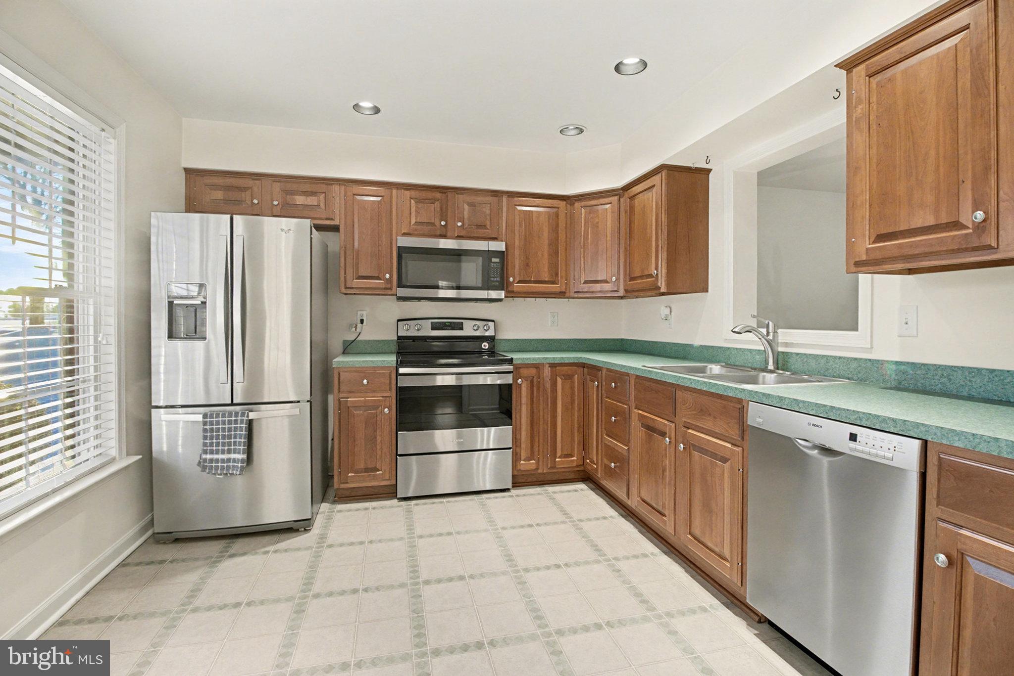 BRYNFIELD - Residential