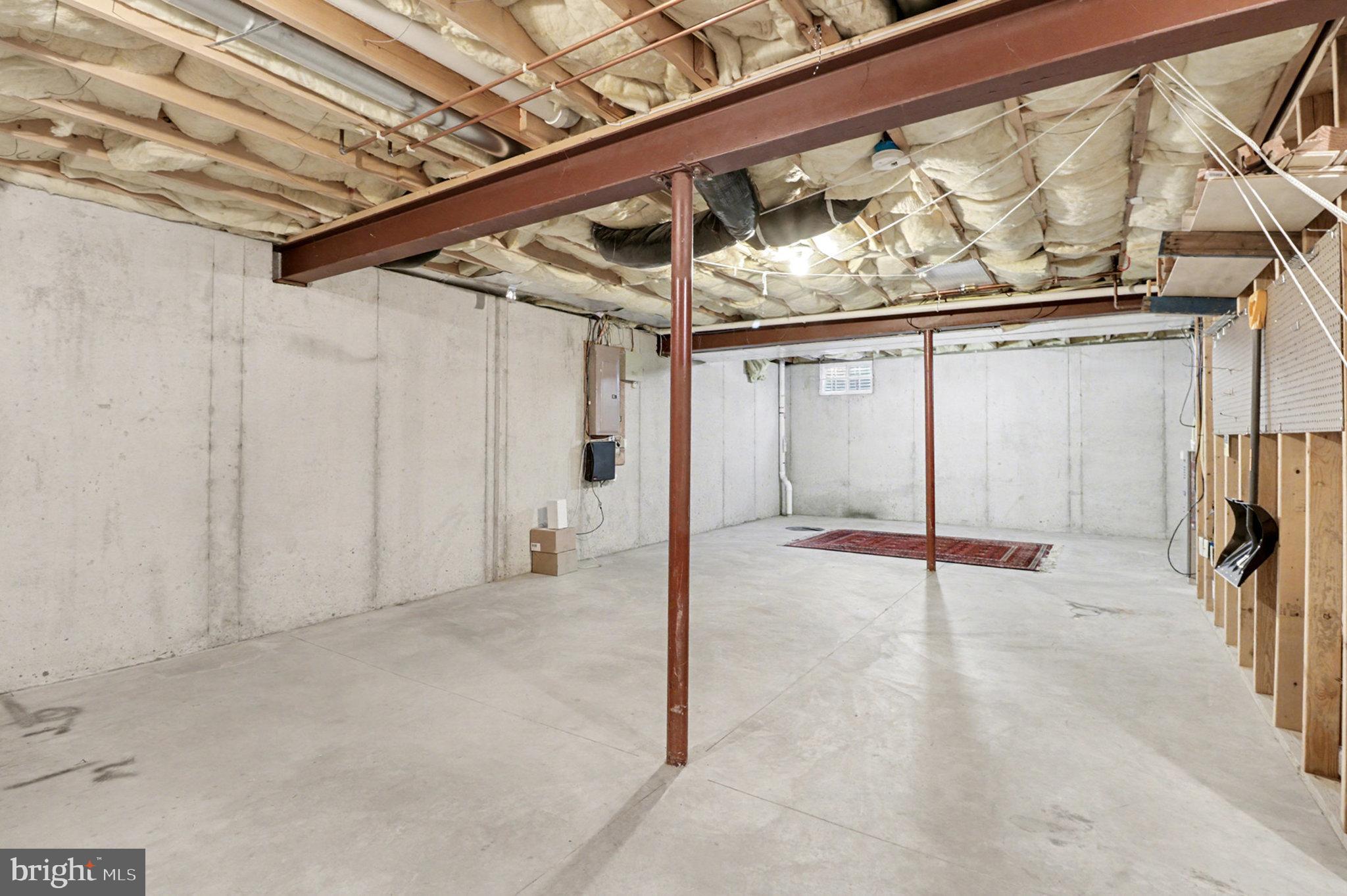 BRYNFIELD - Residential