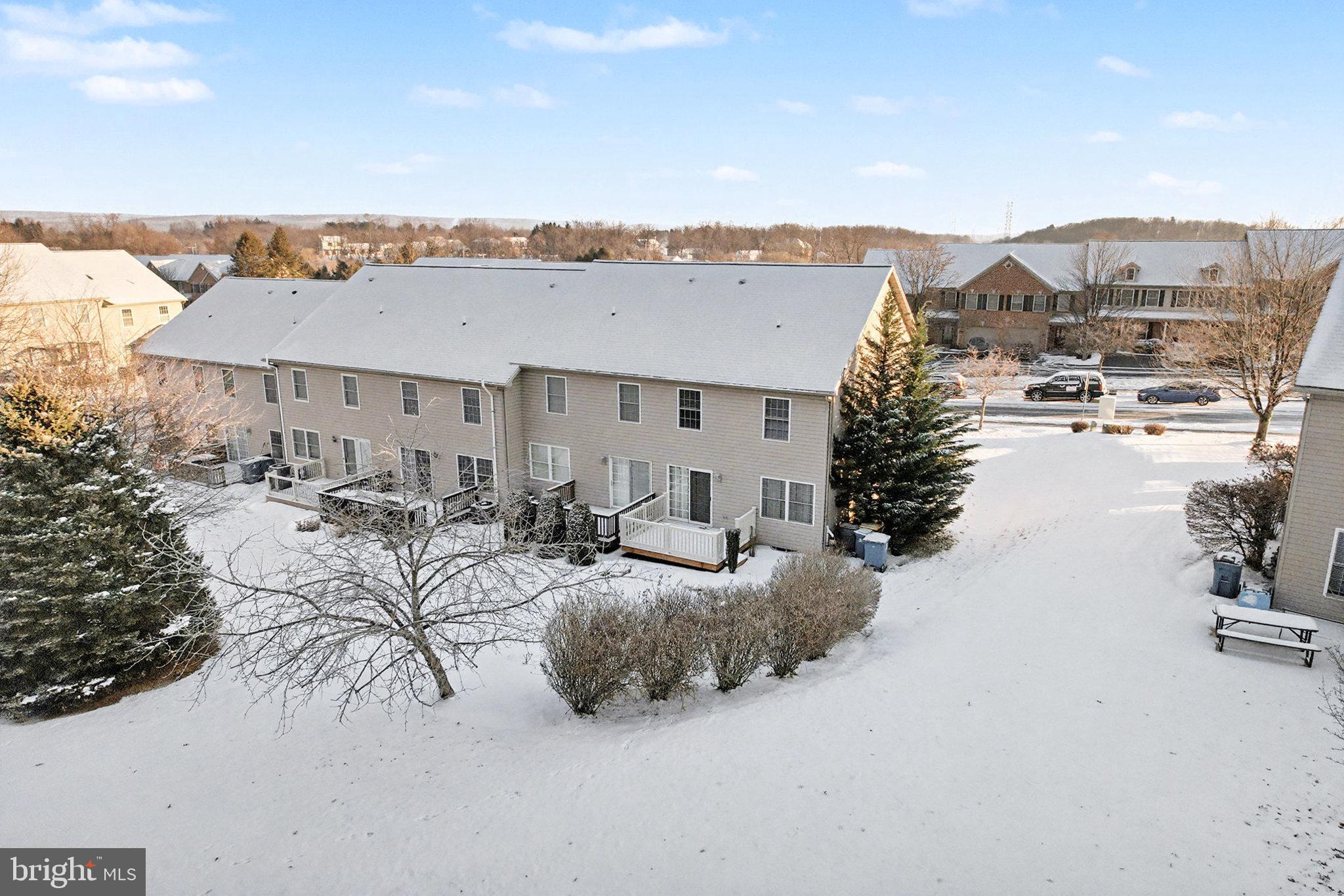 BRYNFIELD - Residential