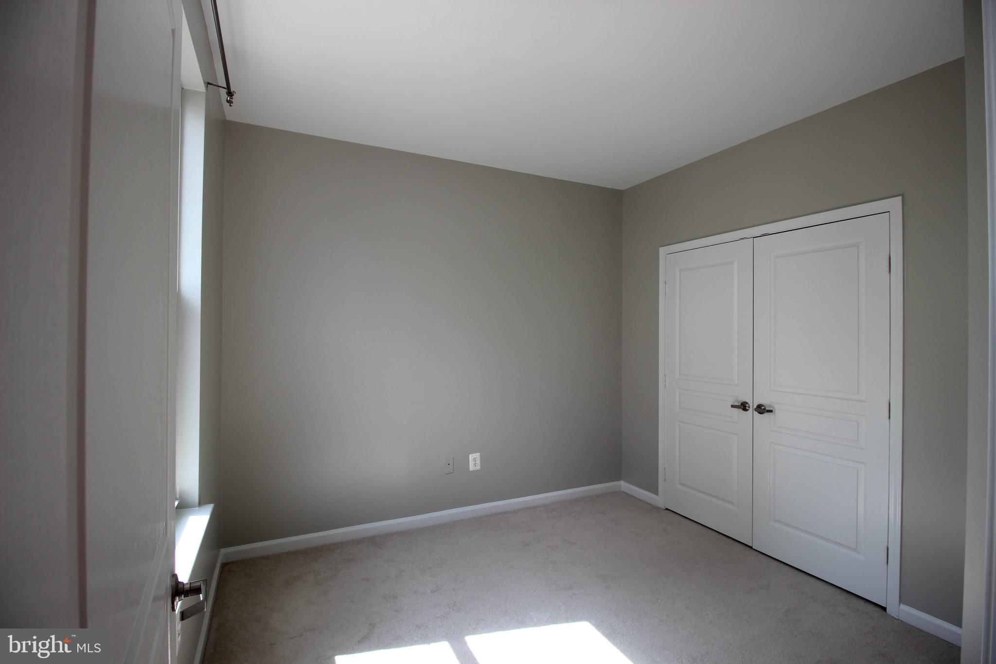 SAVOY AT RESTON TOWN CENTER - Residential Lease