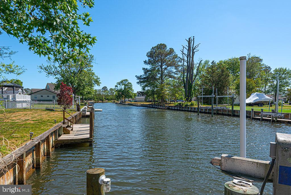 37666 OYSTER BAY LANE