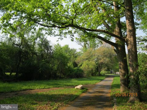 8520 LEWINSVILLE ROAD MCLEAN VA 22102