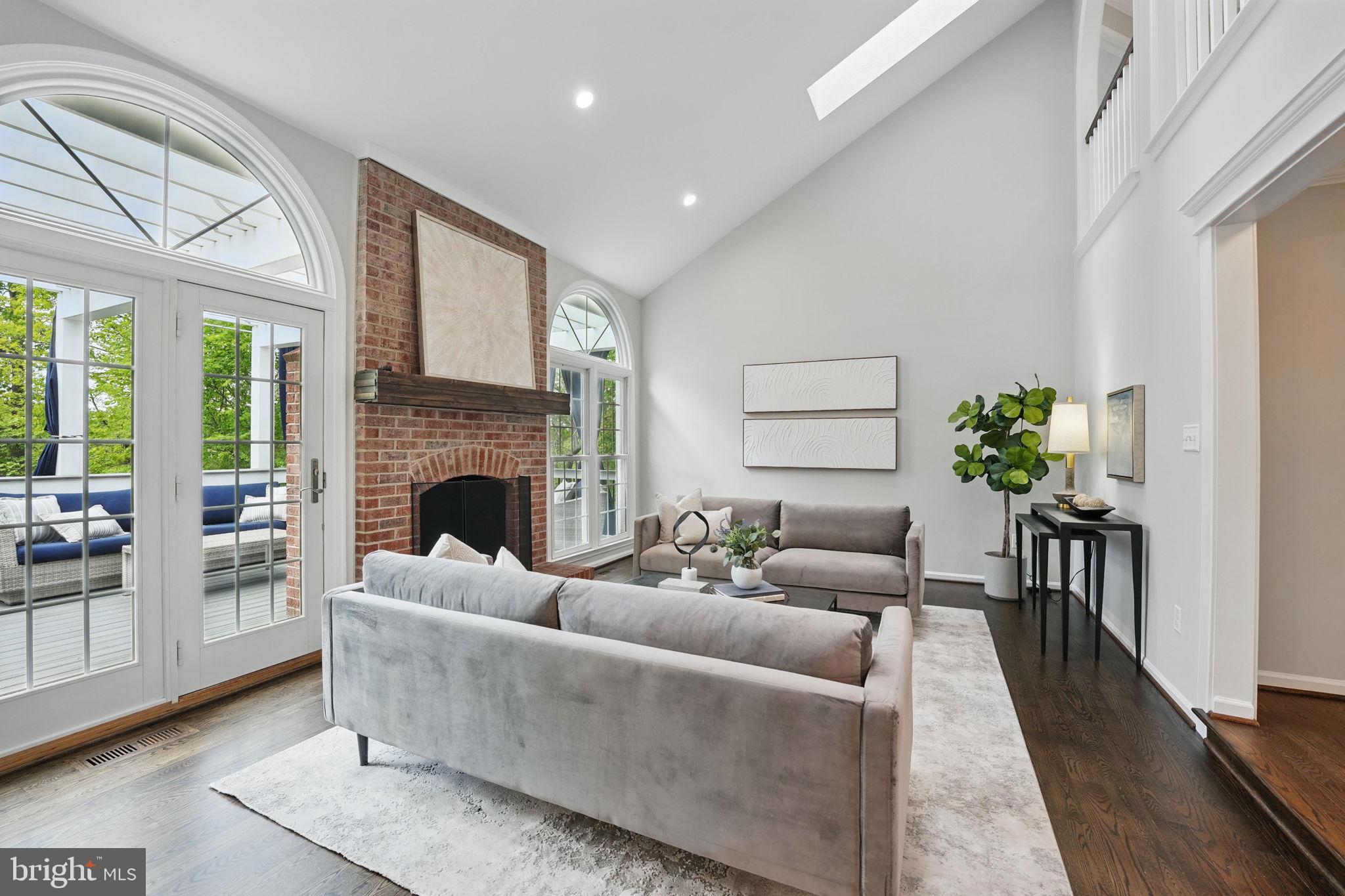 SHAKER WOODS - Residential