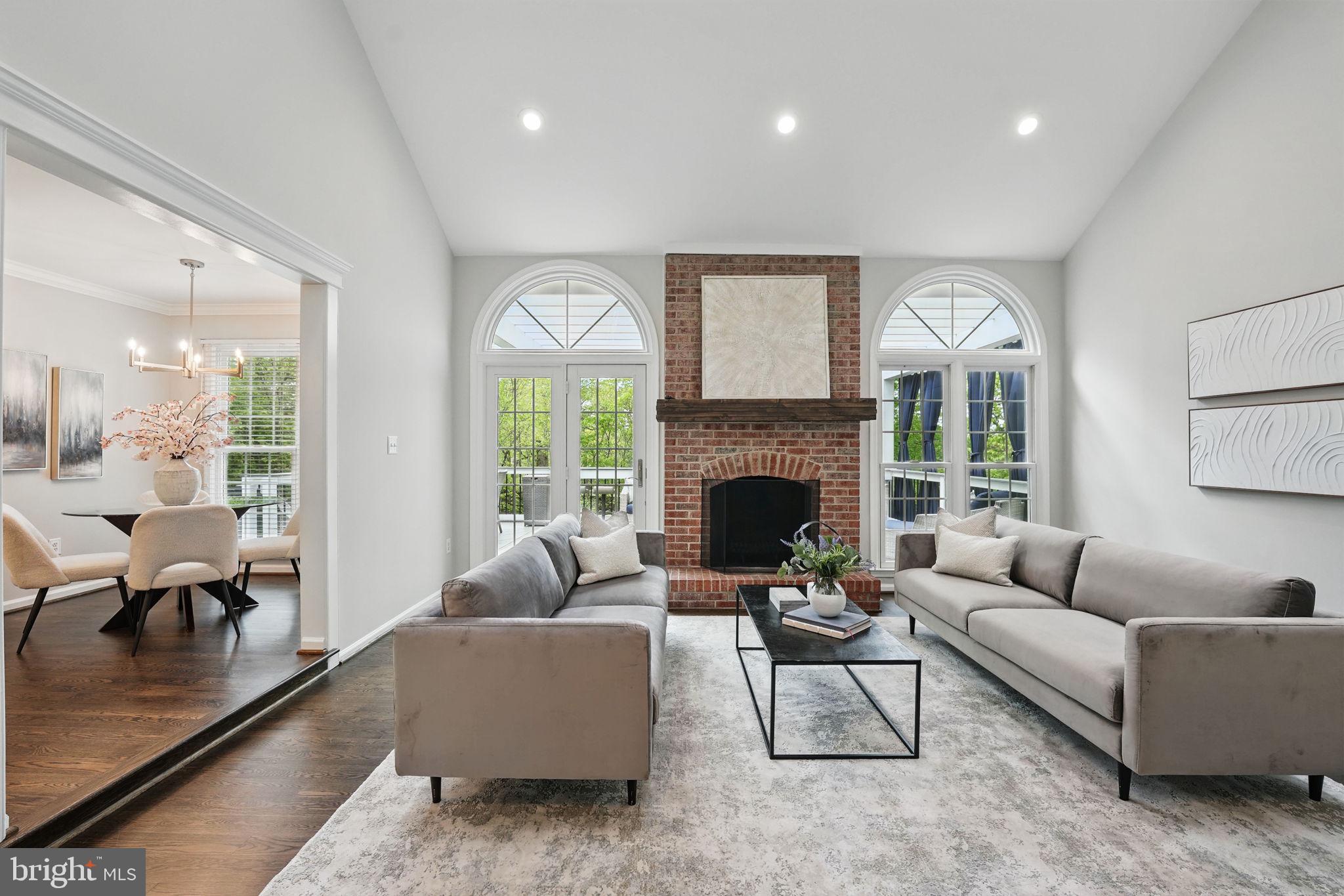 SHAKER WOODS - Residential