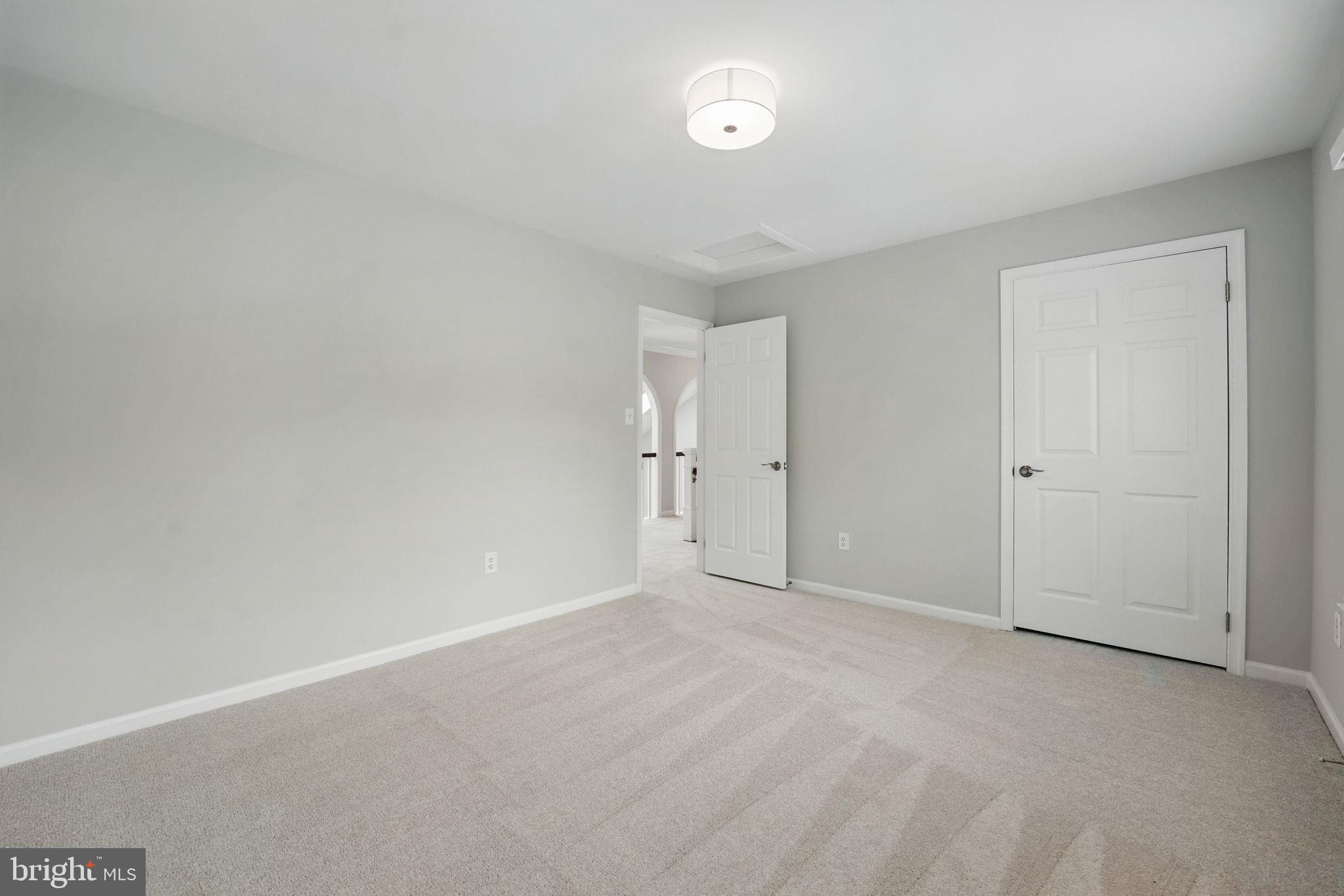 SHAKER WOODS - Residential