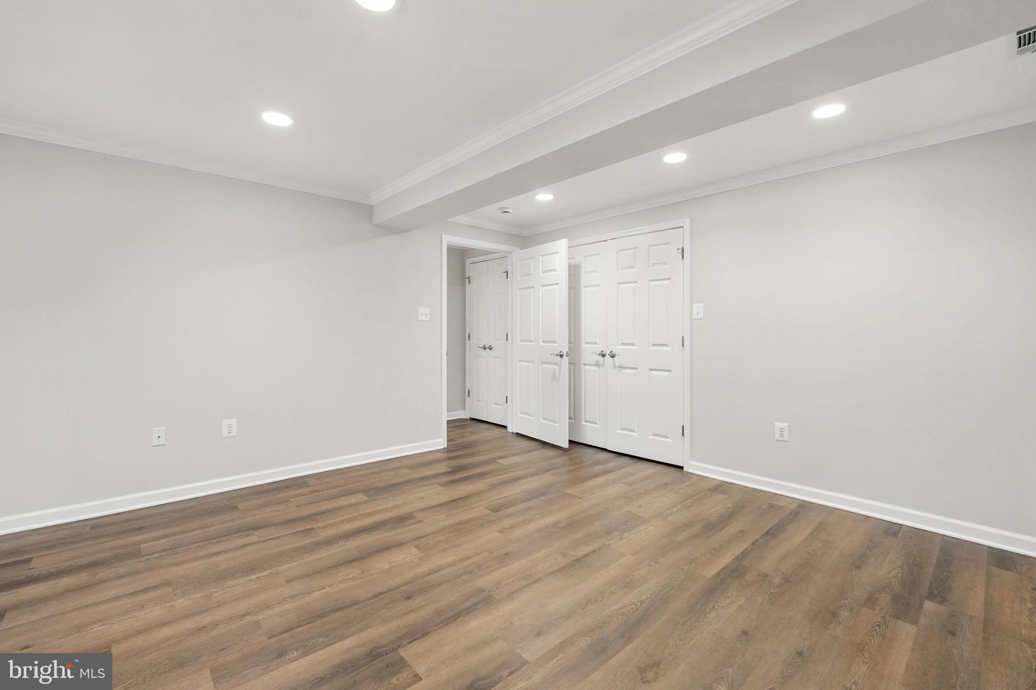 SHAKER WOODS - Residential