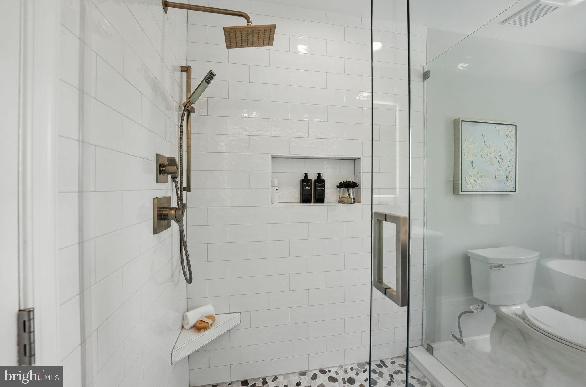 SHAKER WOODS - Residential