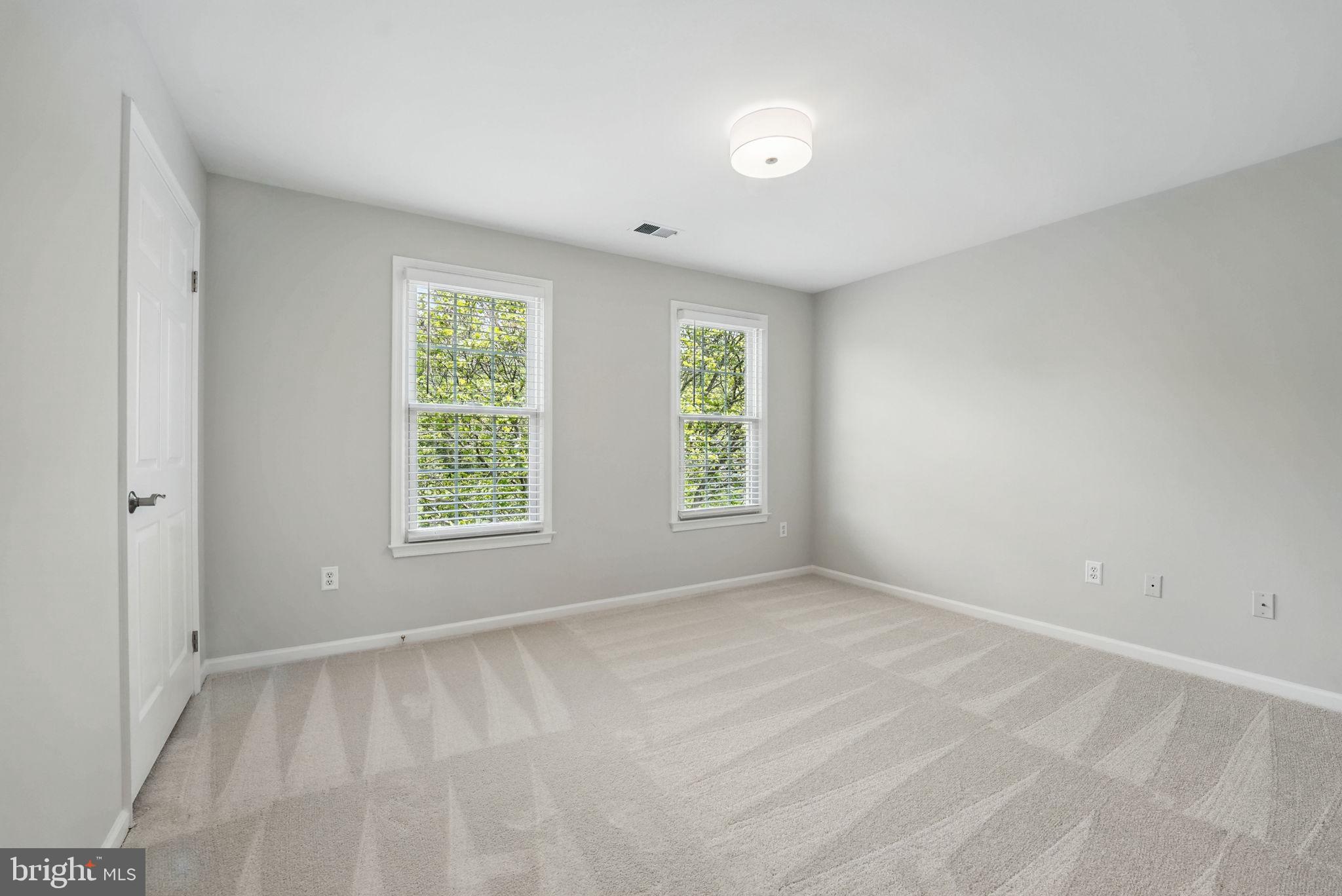 SHAKER WOODS - Residential