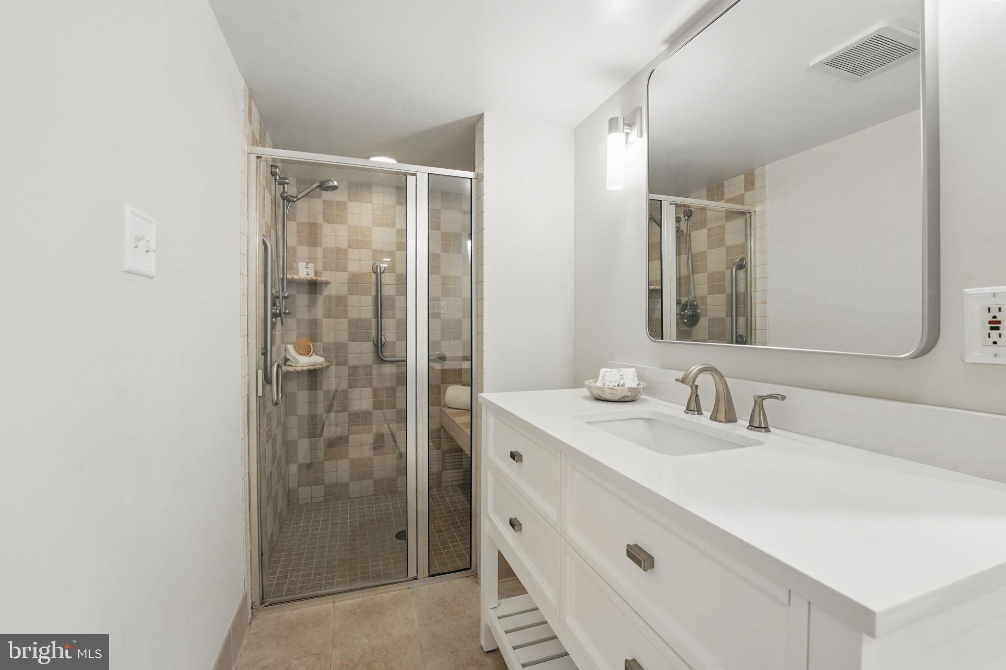 SHAKER WOODS - Residential