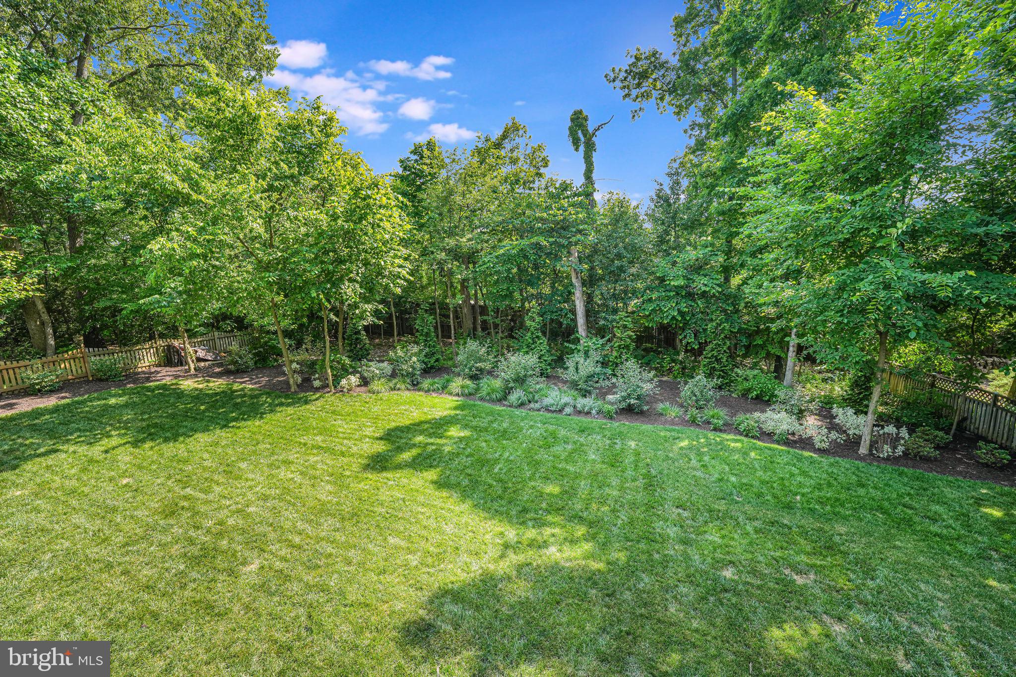 SHAKER WOODS - Residential