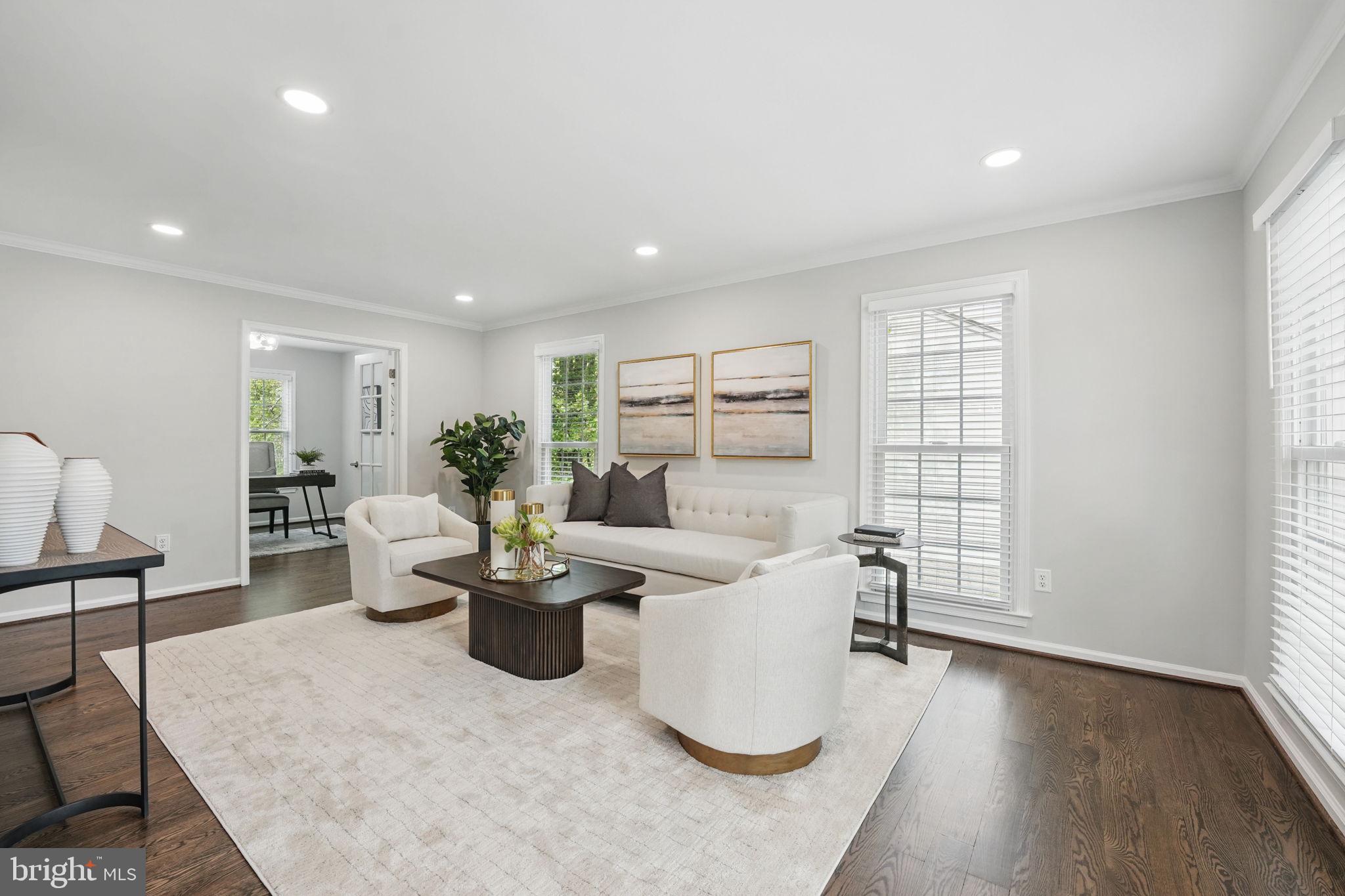 SHAKER WOODS - Residential