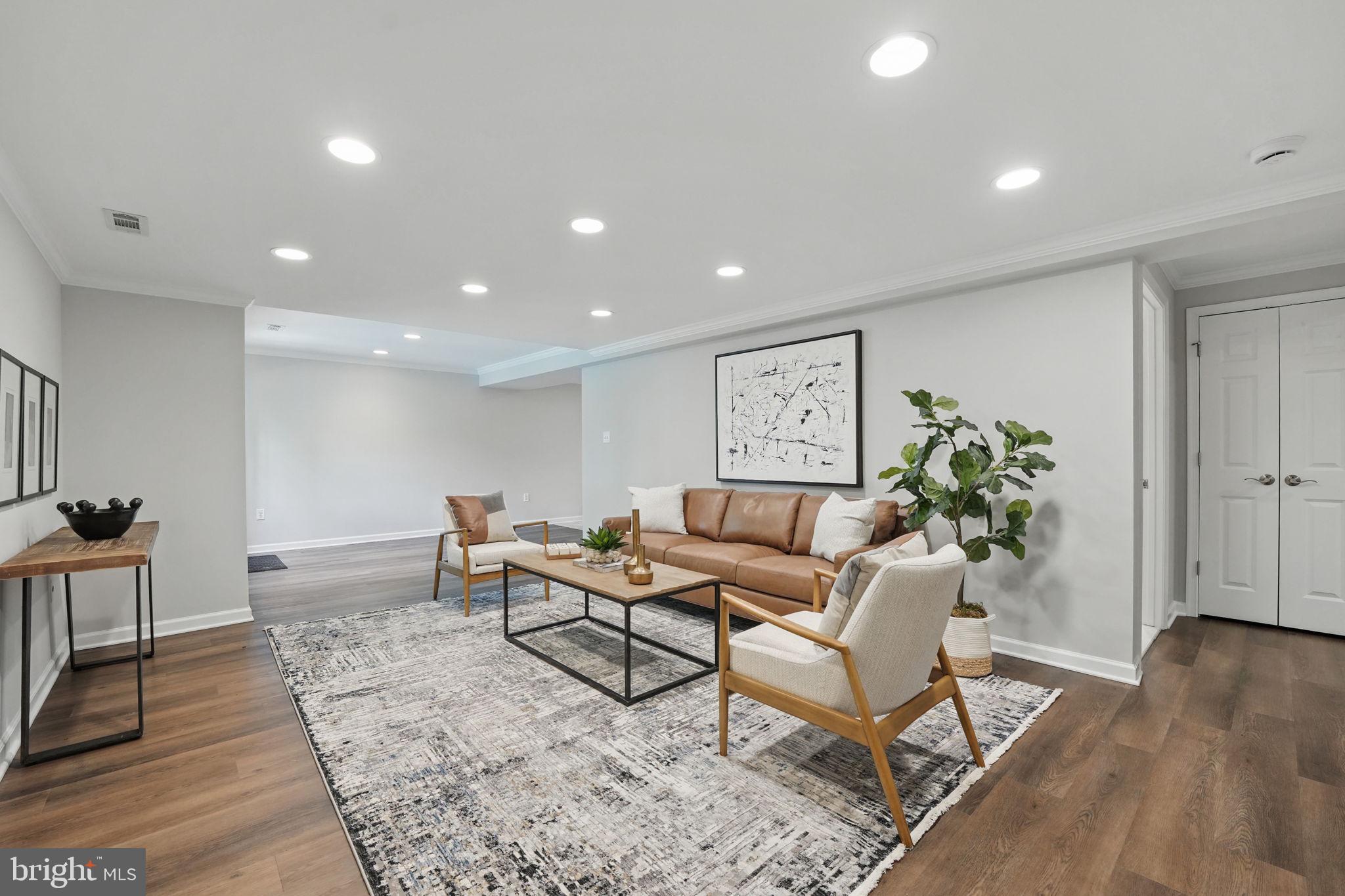 SHAKER WOODS - Residential