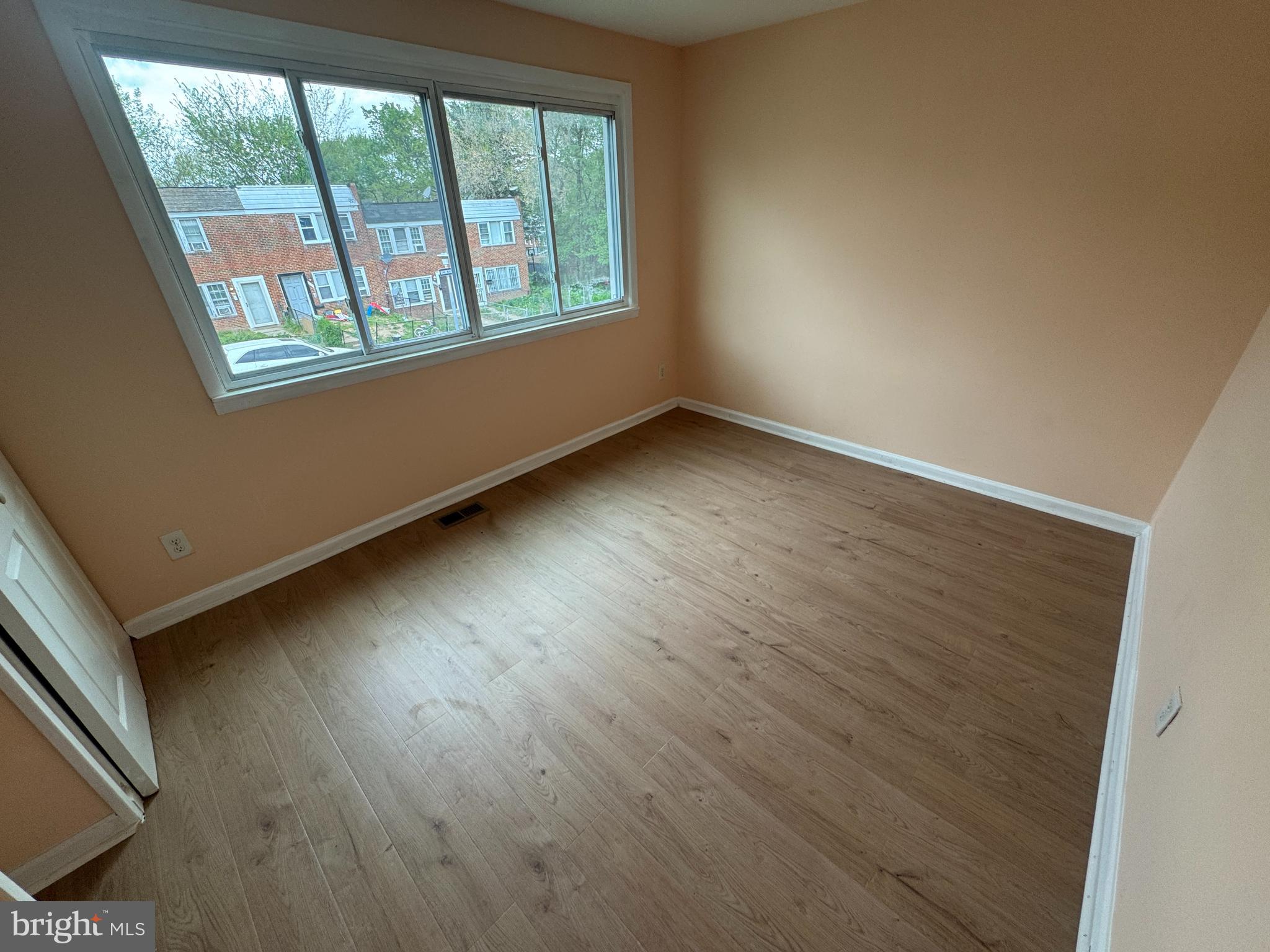 LAKELAND - Residential Lease