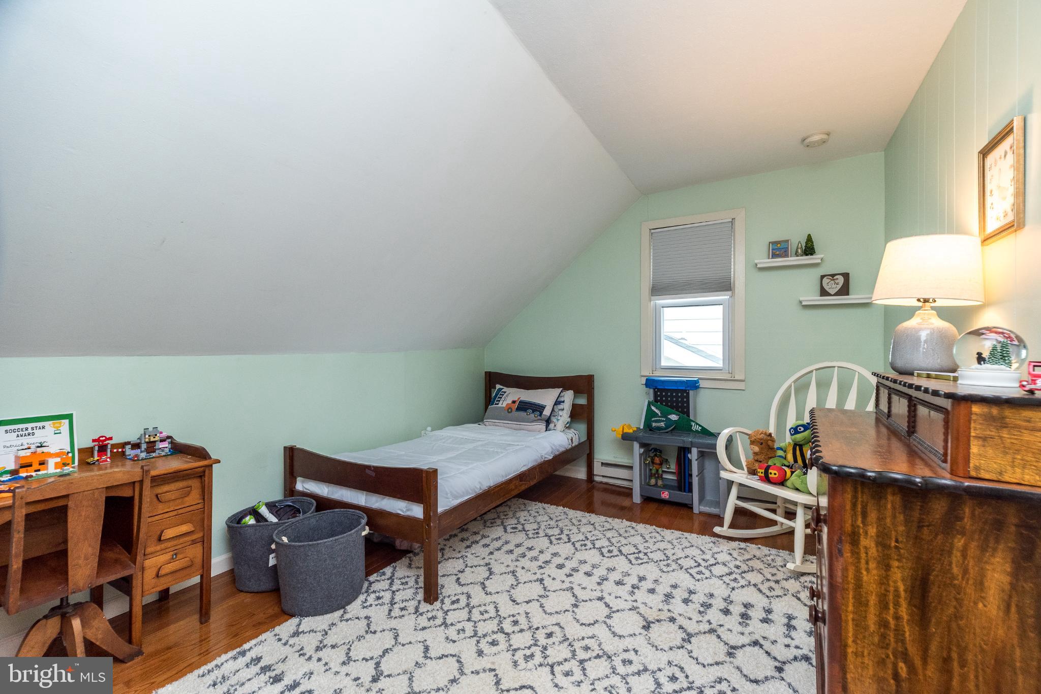 GLENSIDE - Residential