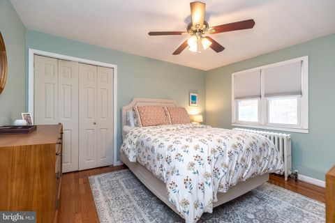 Tiny photo for 2055 Oakdale Avenue, GLENSIDE, PA 19038 (MLS # PAMC2162572)