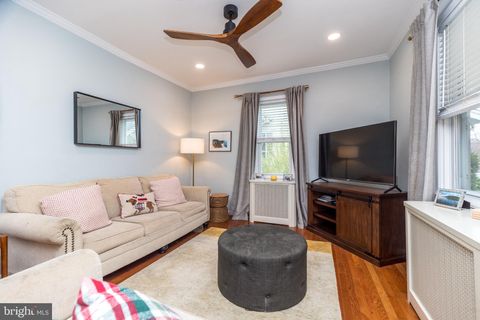 Tiny photo for 2055 Oakdale Avenue, GLENSIDE, PA 19038 (MLS # PAMC2162572)