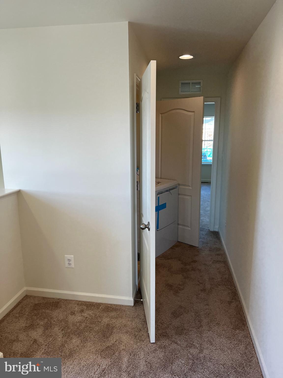 OVERLOOK AT RIVERSIDE - Residential Lease