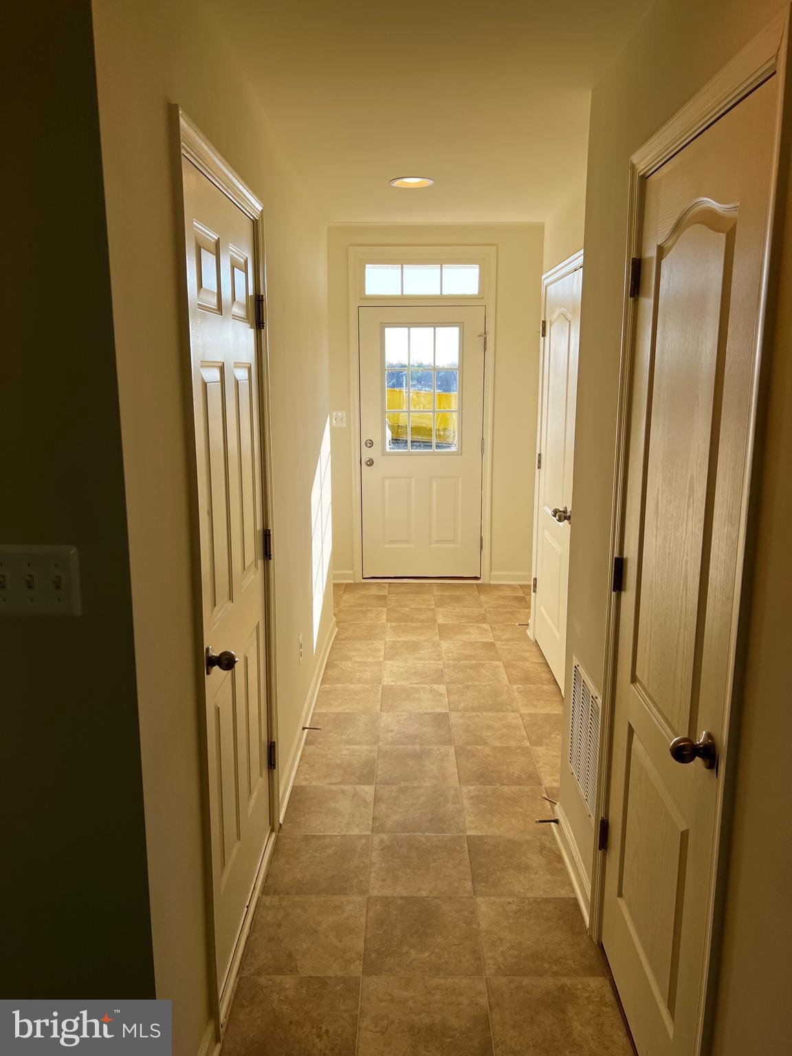 OVERLOOK AT RIVERSIDE - Residential Lease